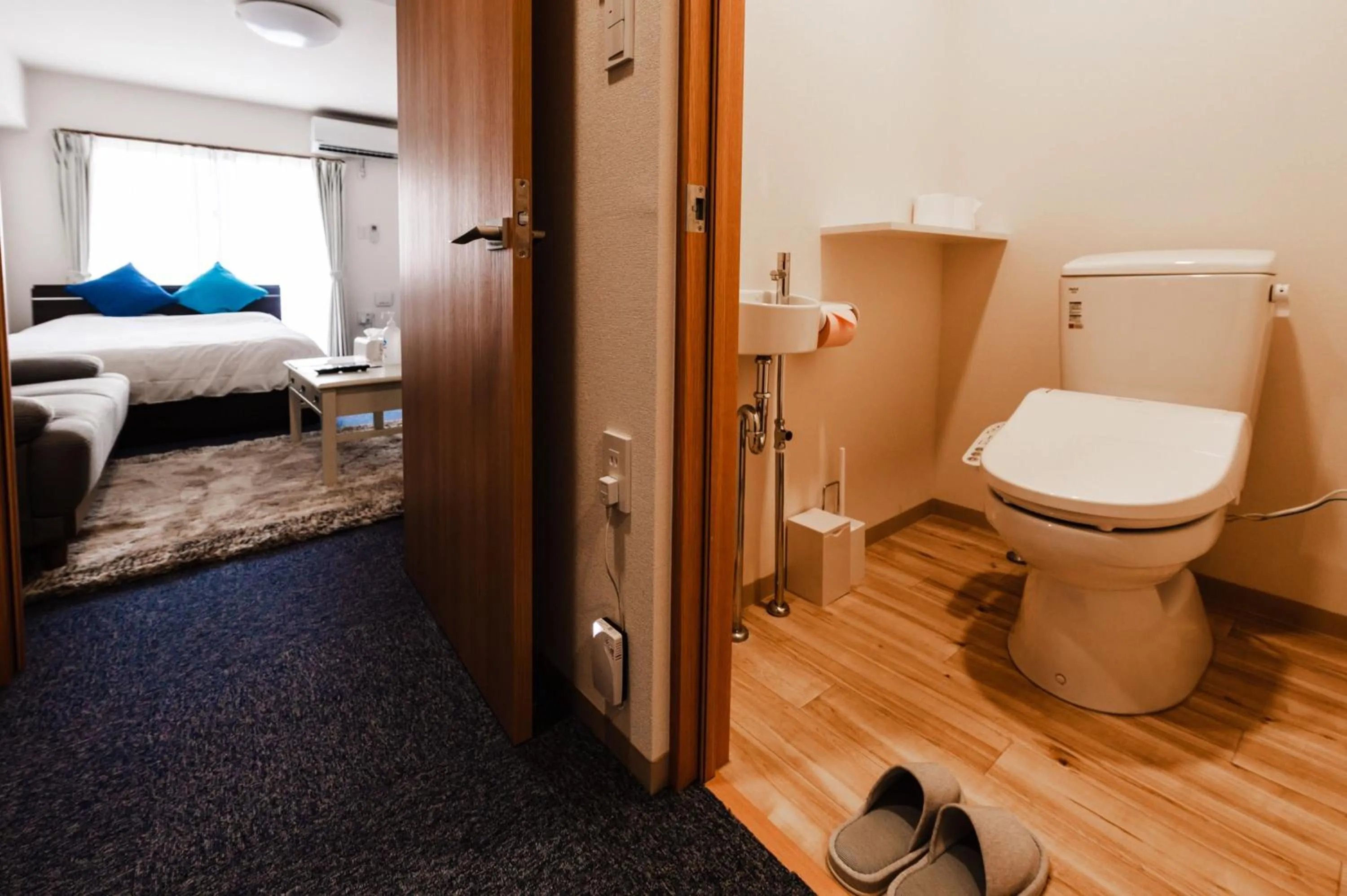 Toilet in Crystal Court