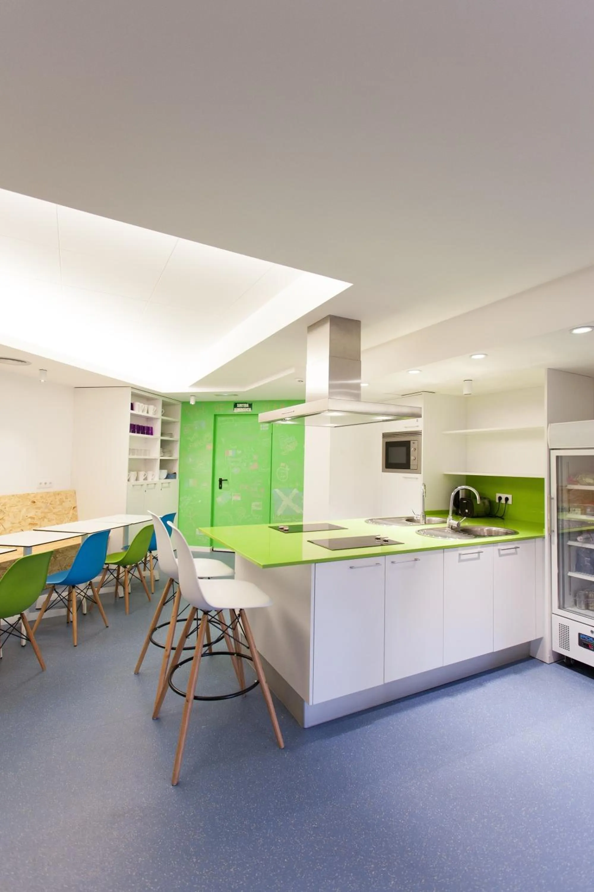 Kitchen or kitchenette in Dream Cube Hostel