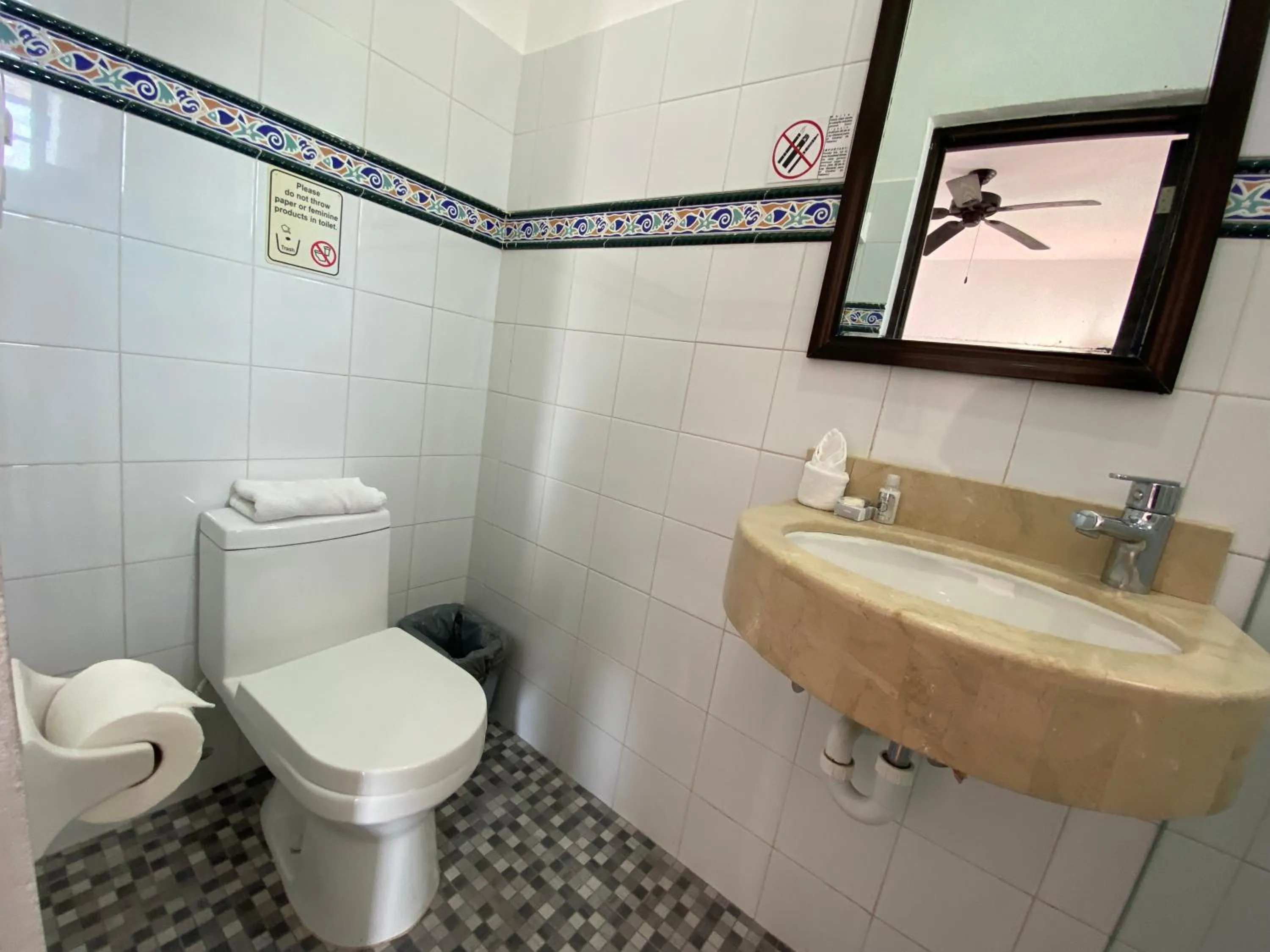 Bathroom in Hotel Marcianito