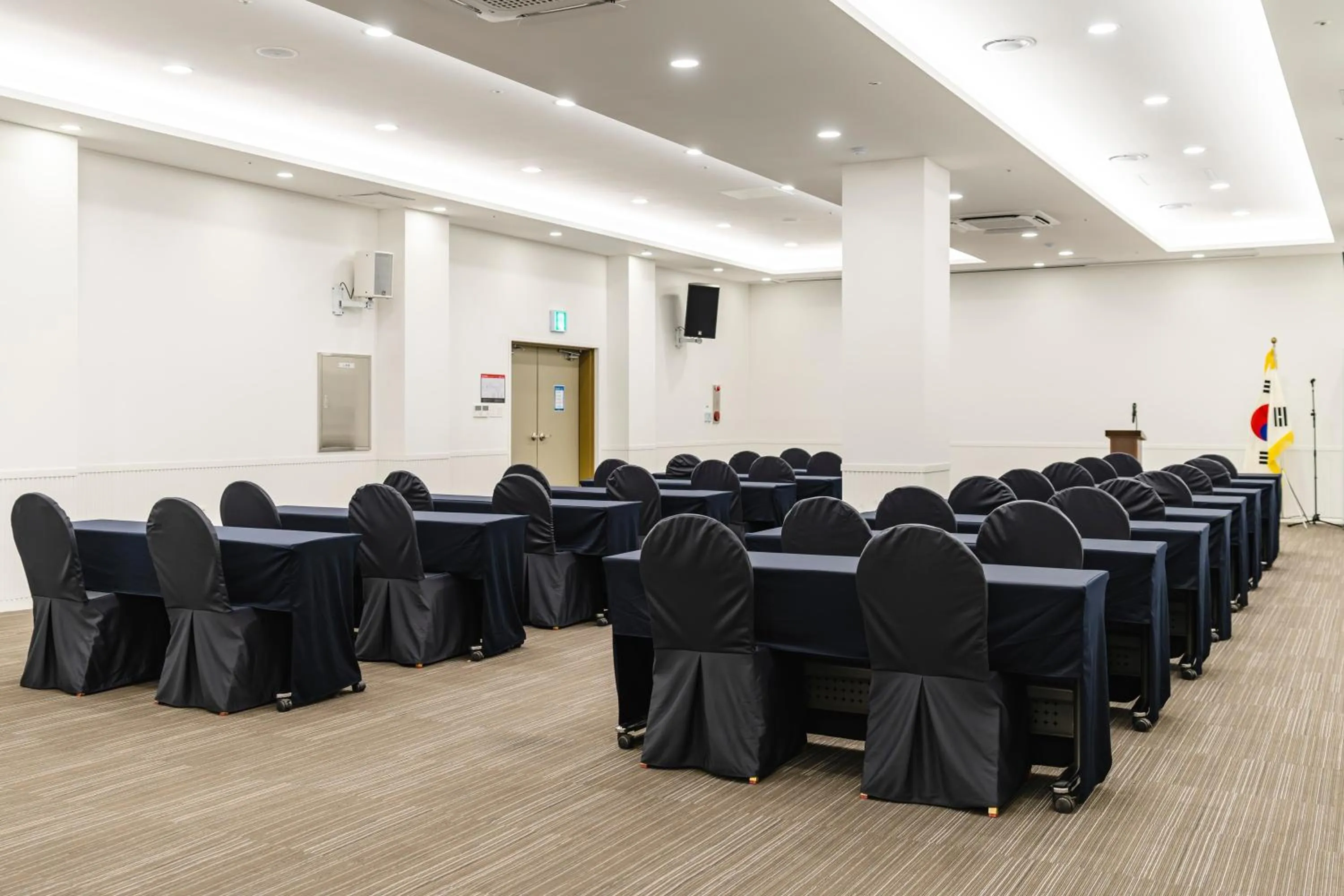 Banquet/Function facilities in Hallim Resort