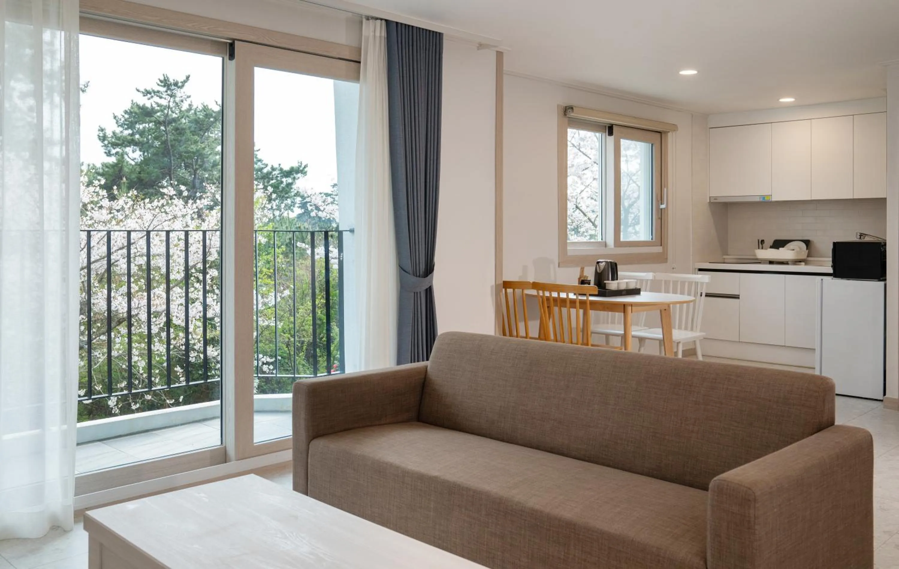 Balcony/Terrace in Hallim Resort