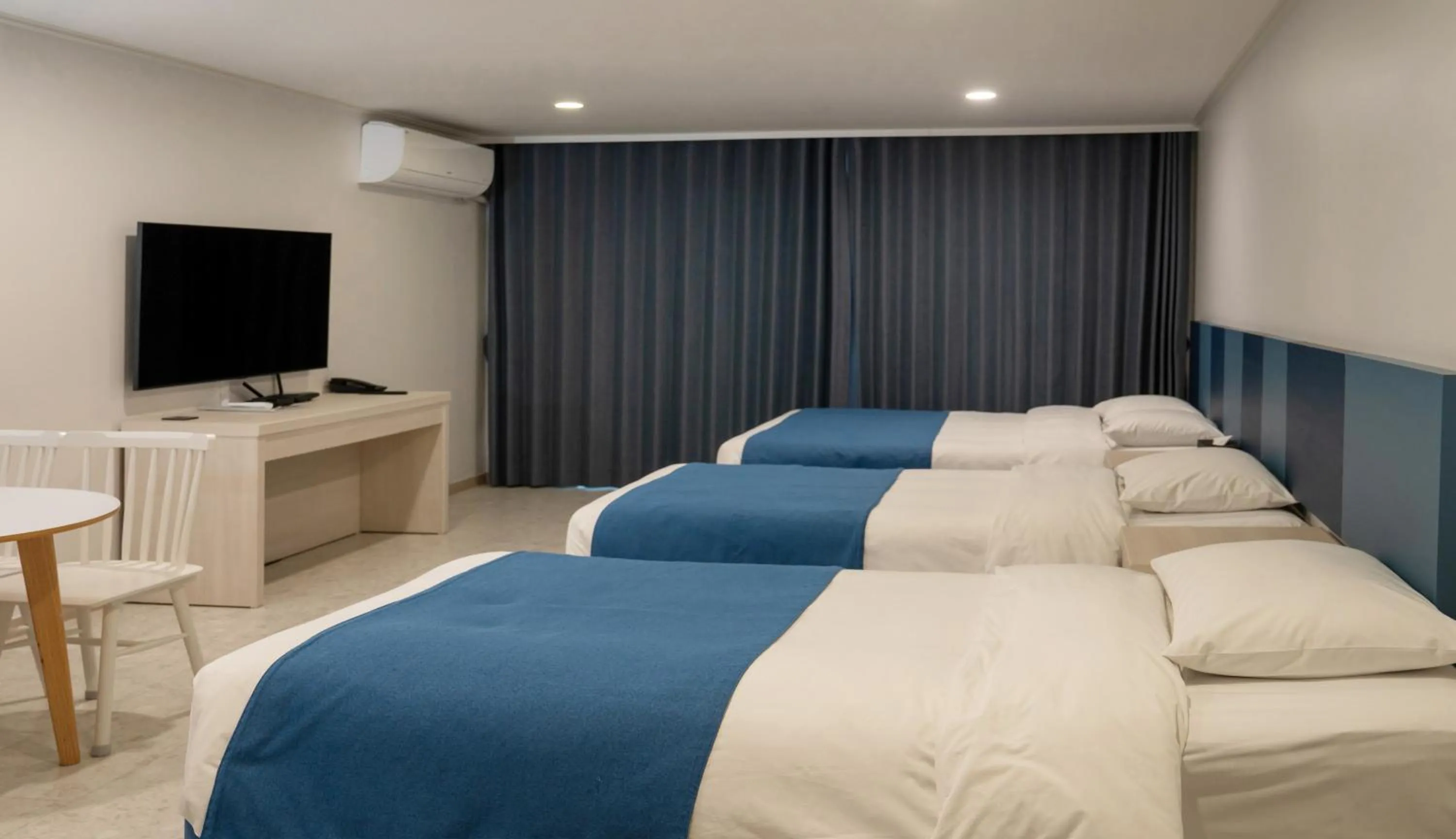 Bed in Hallim Resort