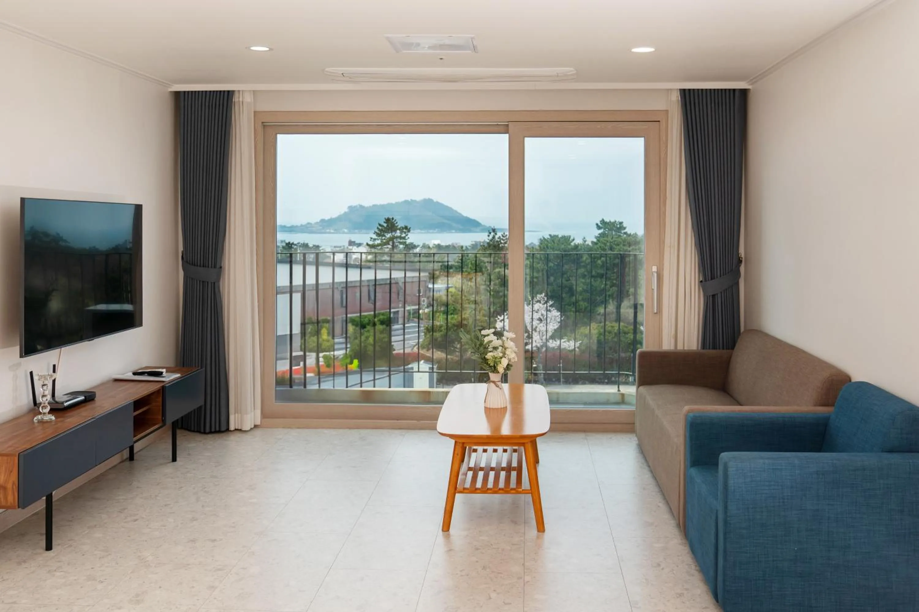 Natural landscape in Hallim Resort