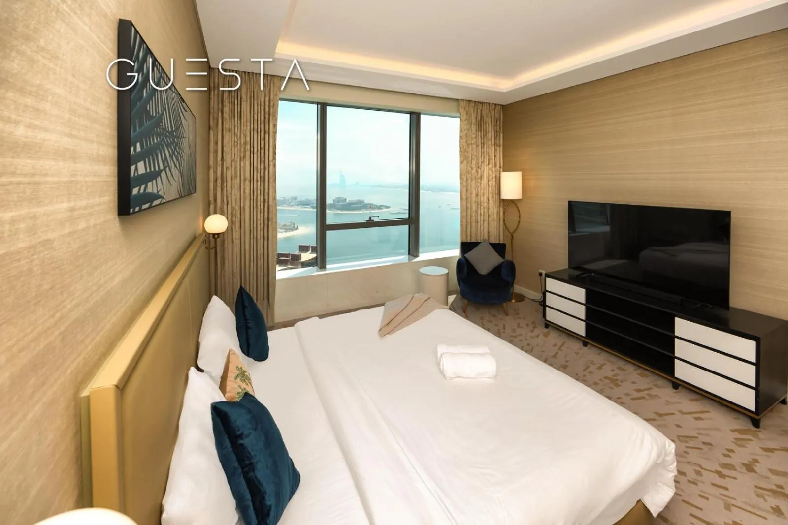 Bed in The Palm Tower, Nakheel Mall, Palm Jumeirah