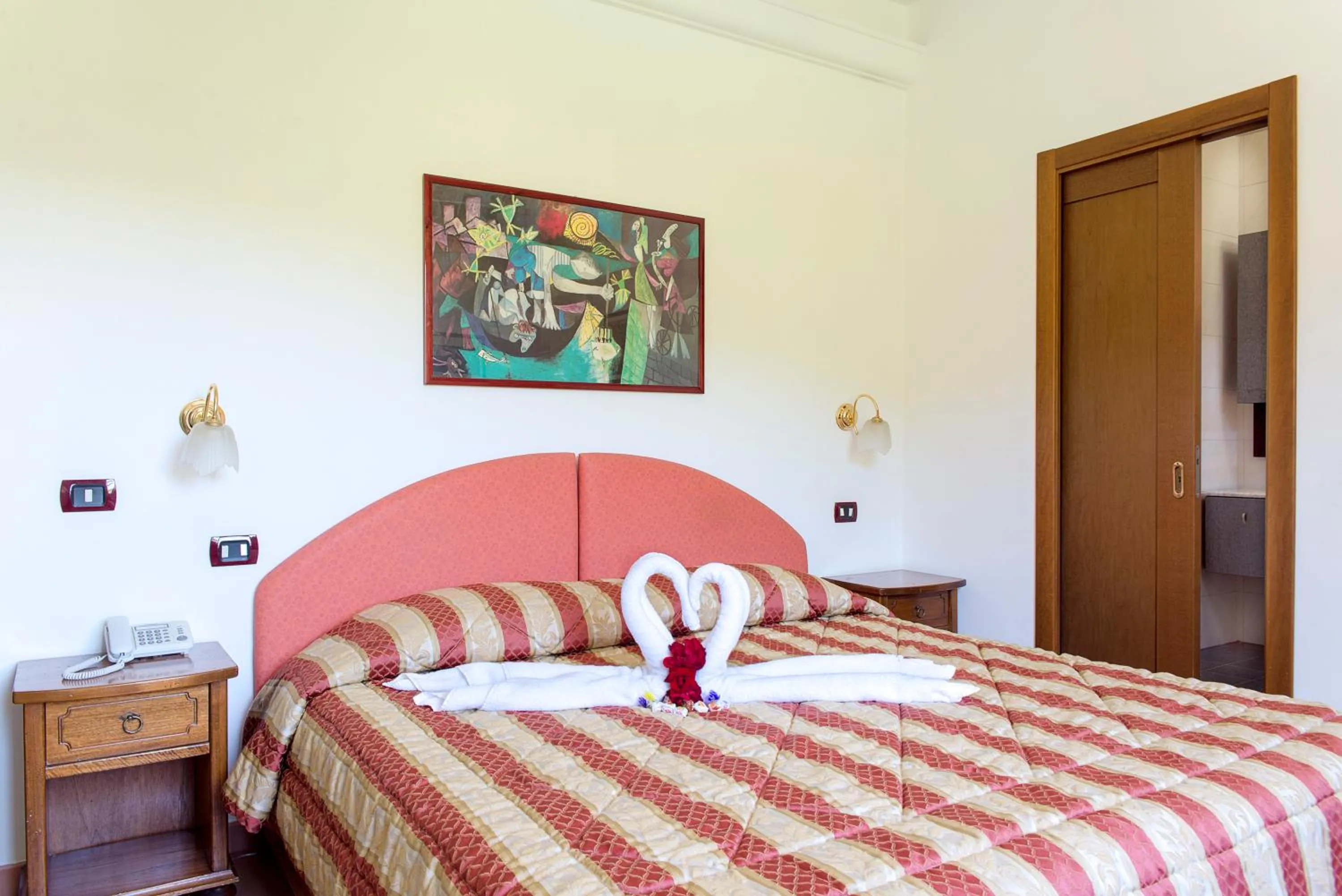 Photo of the whole room, Bed in Hotel Ristorante da Carlos