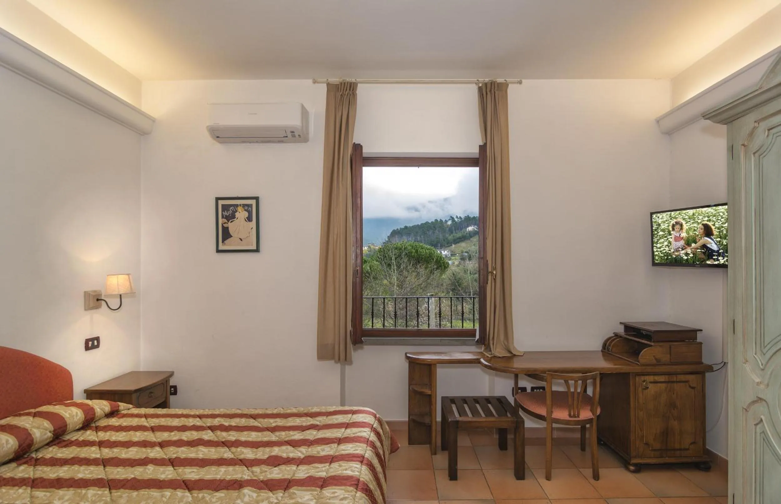 Bed in Hotel Ristorante da Carlos