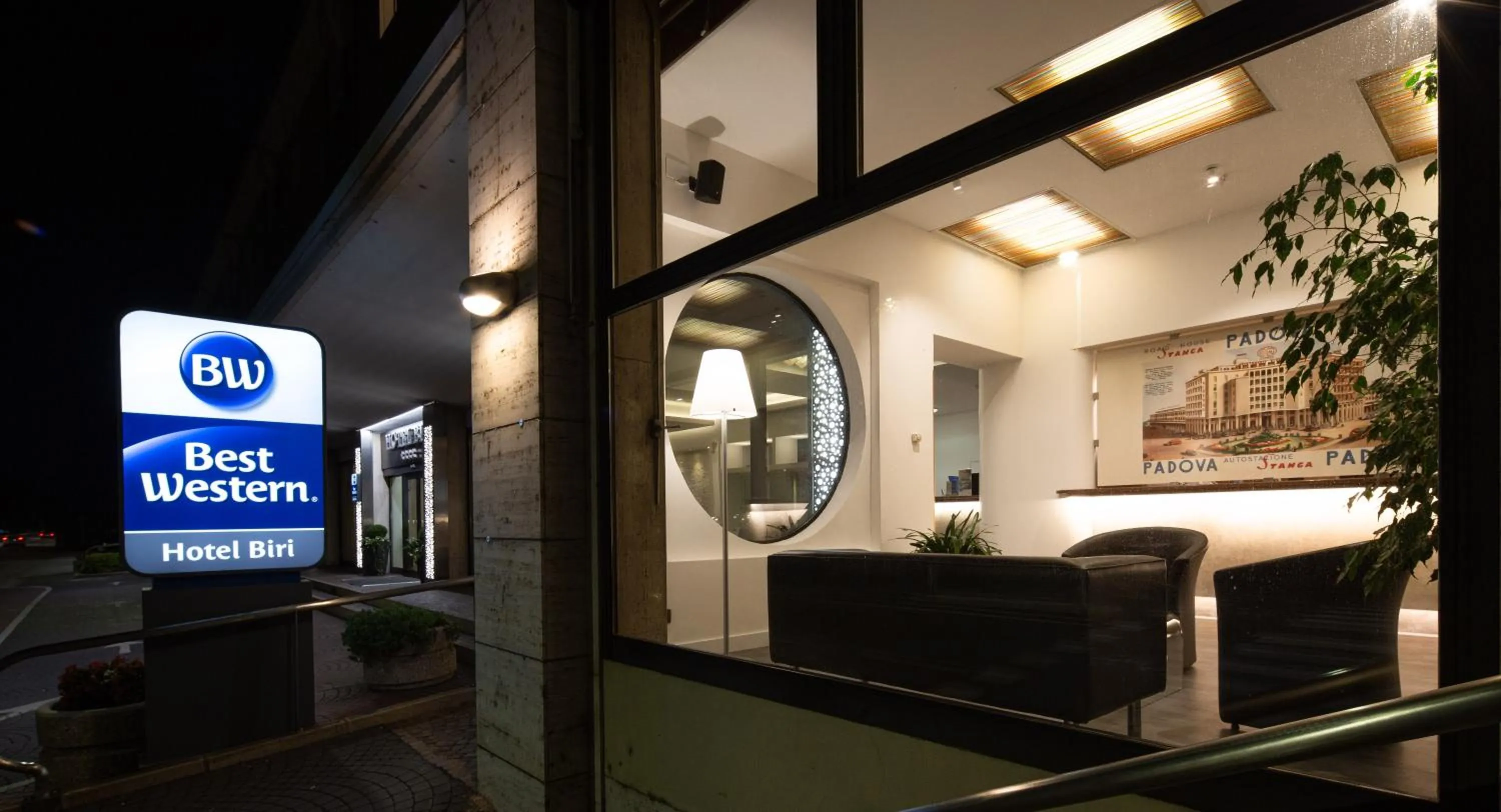 Facade/entrance in Best Western Hotel Biri