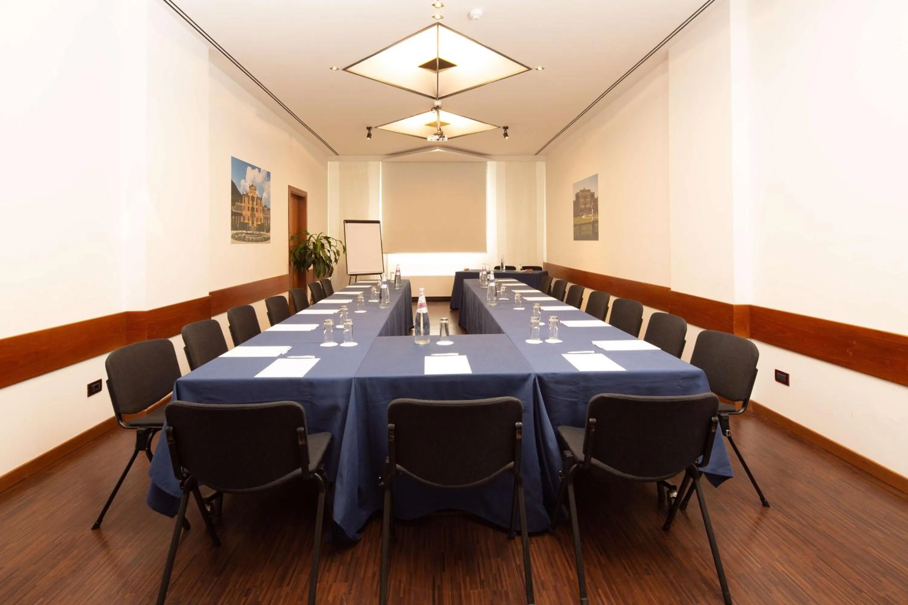 Banquet/Function facilities in Best Western Hotel Biri