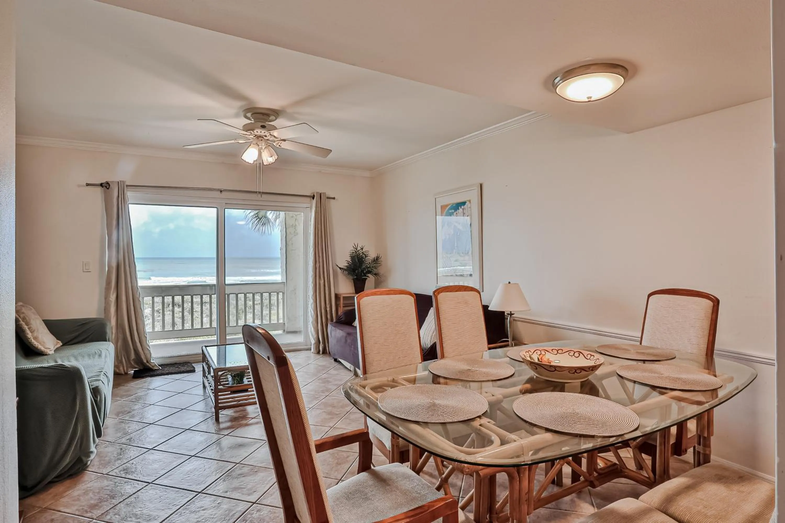 Four Winds Oceanfront Condo