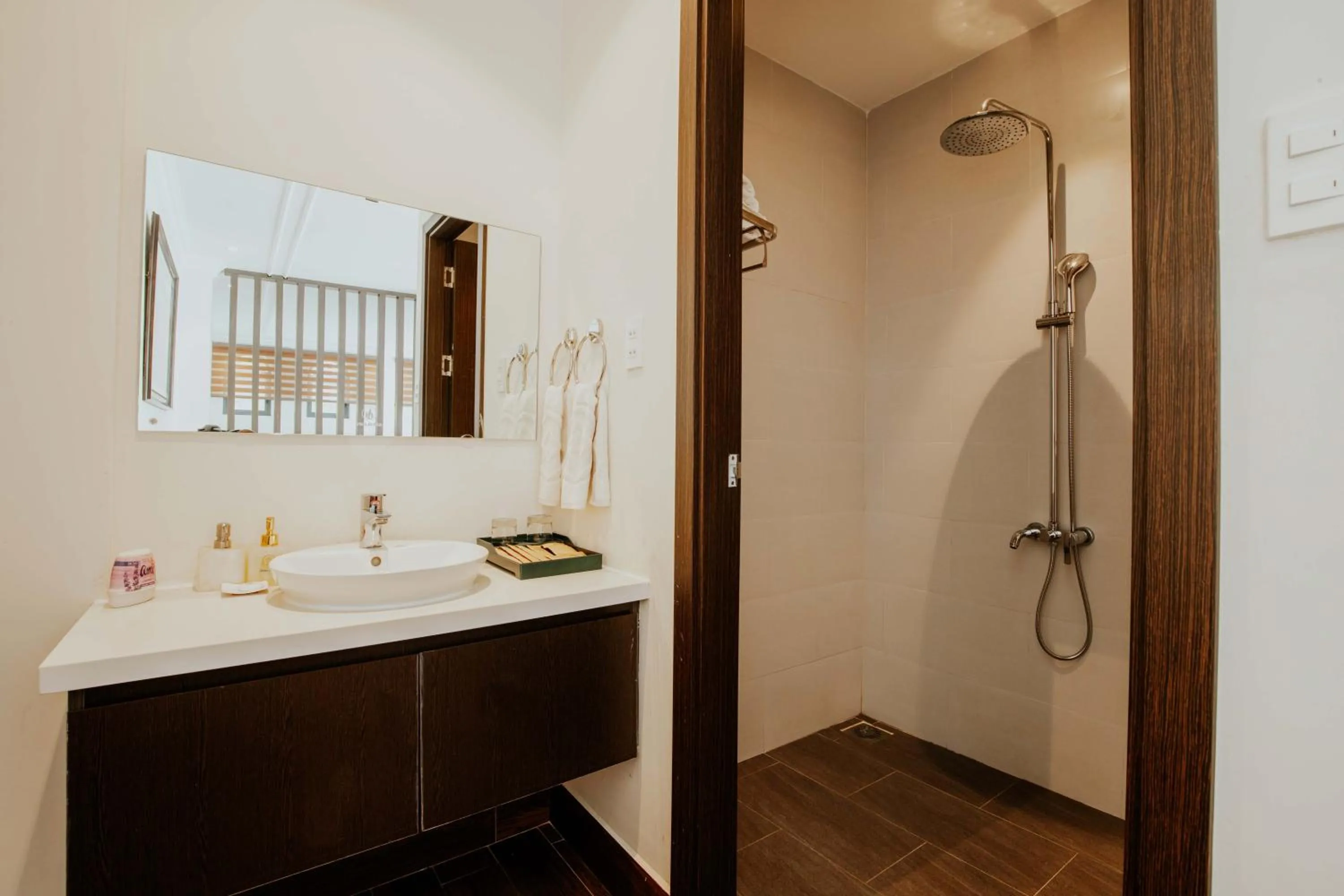 Rừng Lá Kim Resort