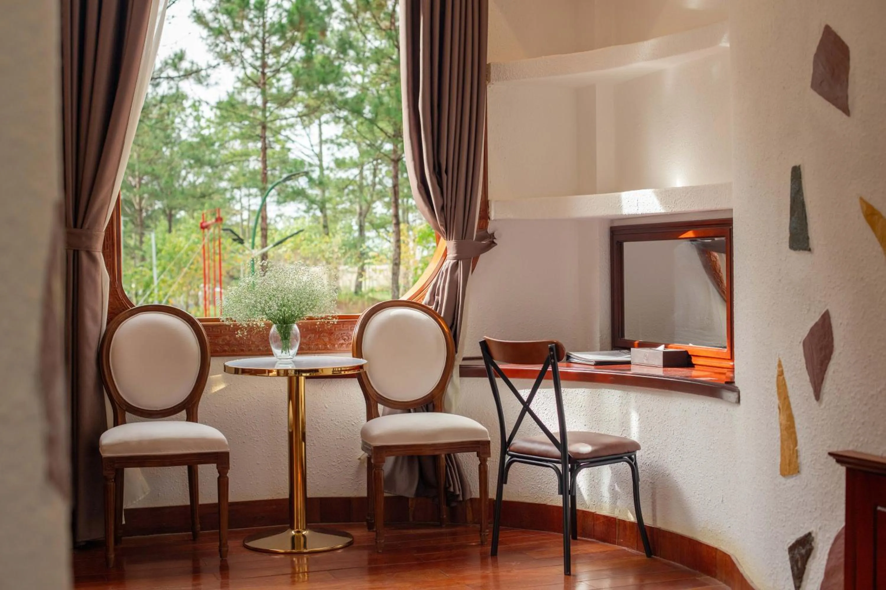 Rừng Lá Kim Resort