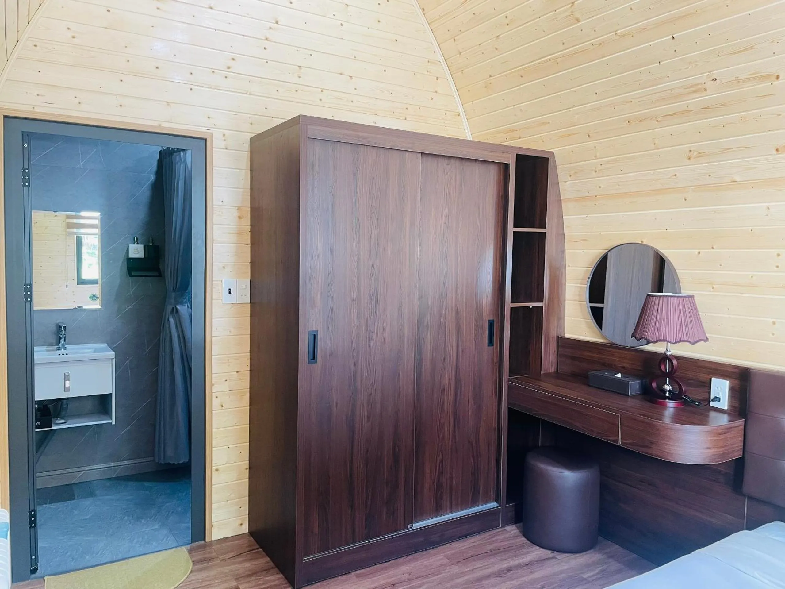 Rừng Lá Kim Resort