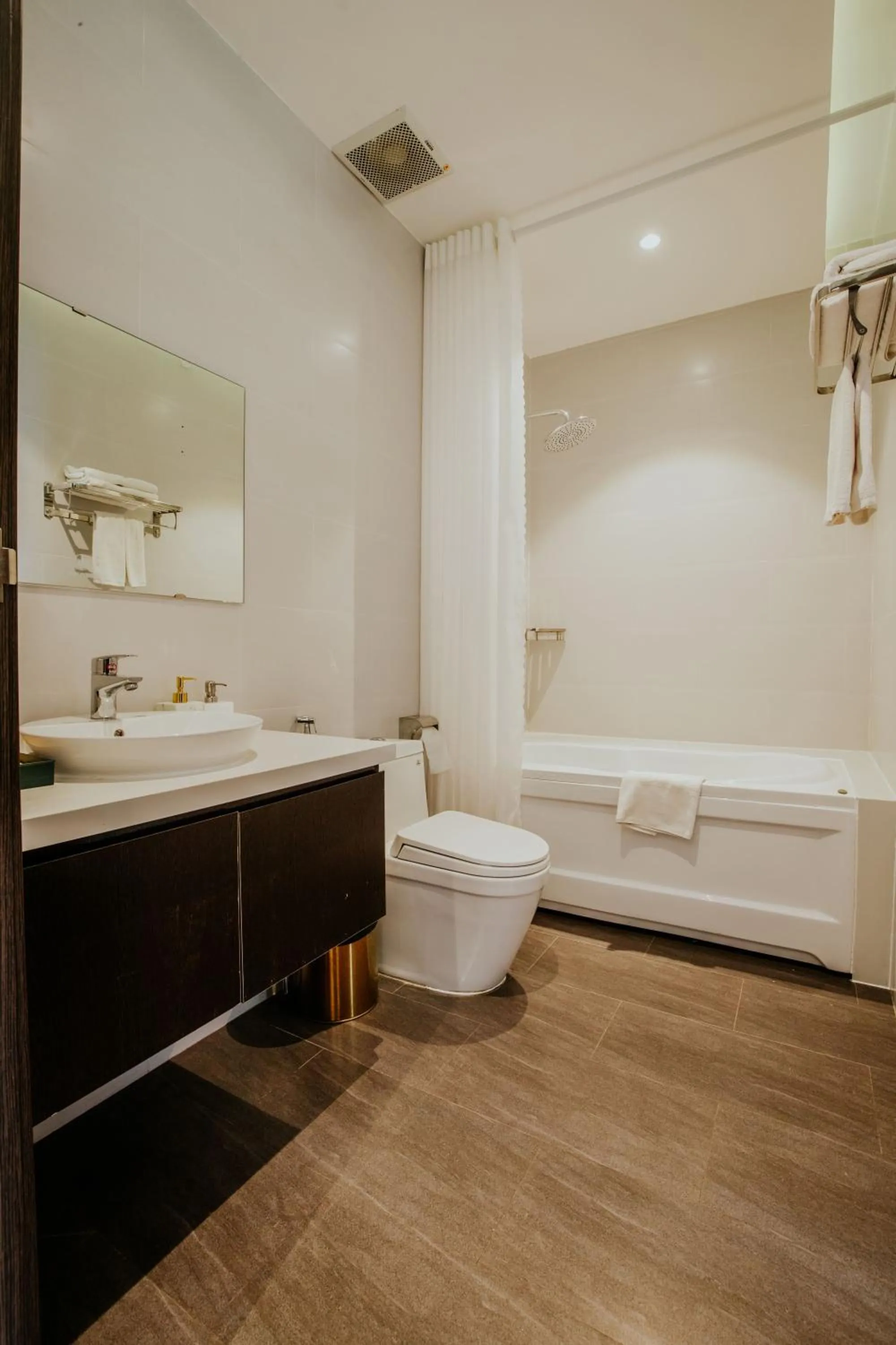 Rừng Lá Kim Resort