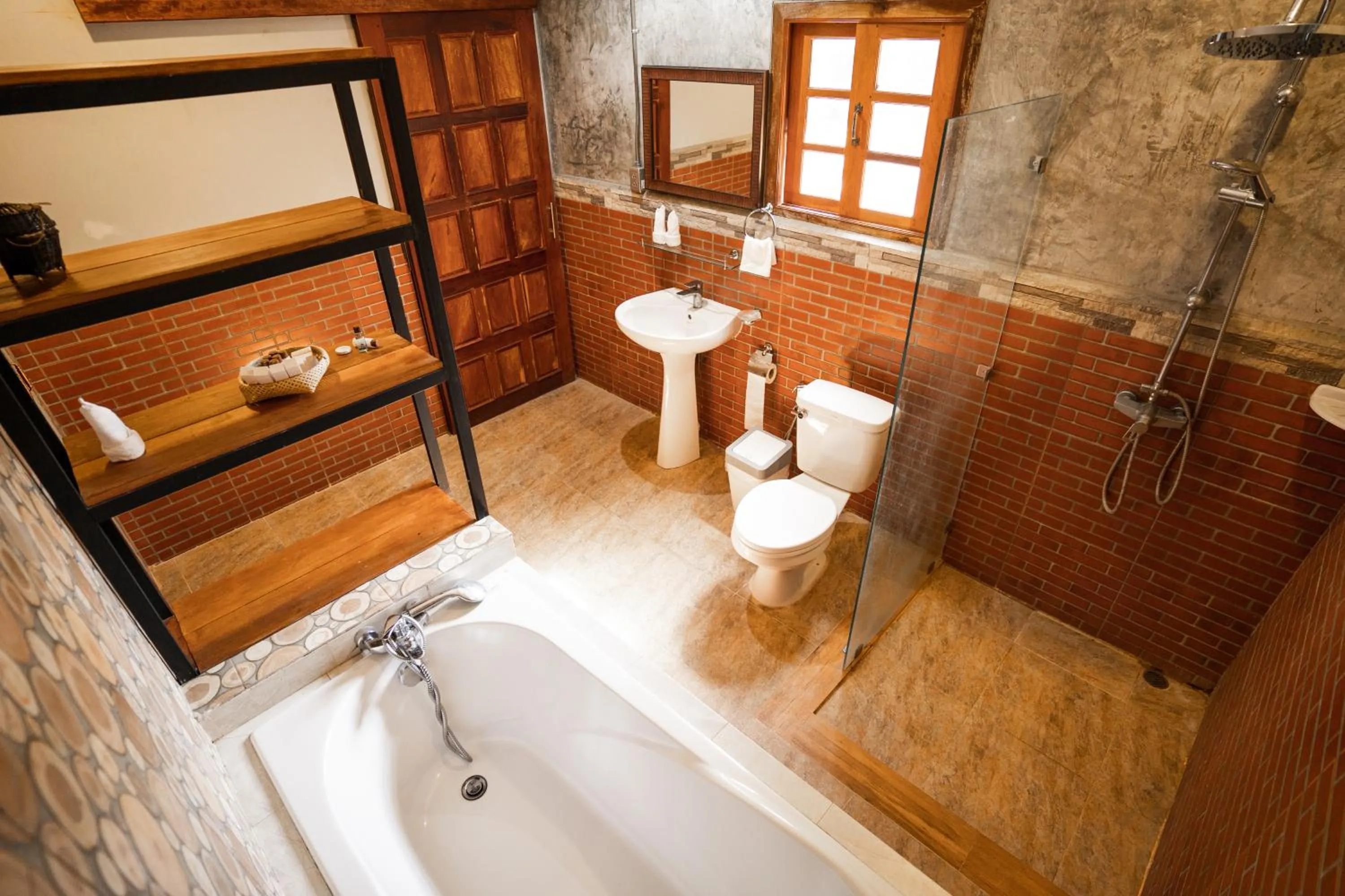 Shower in Nakorn River View