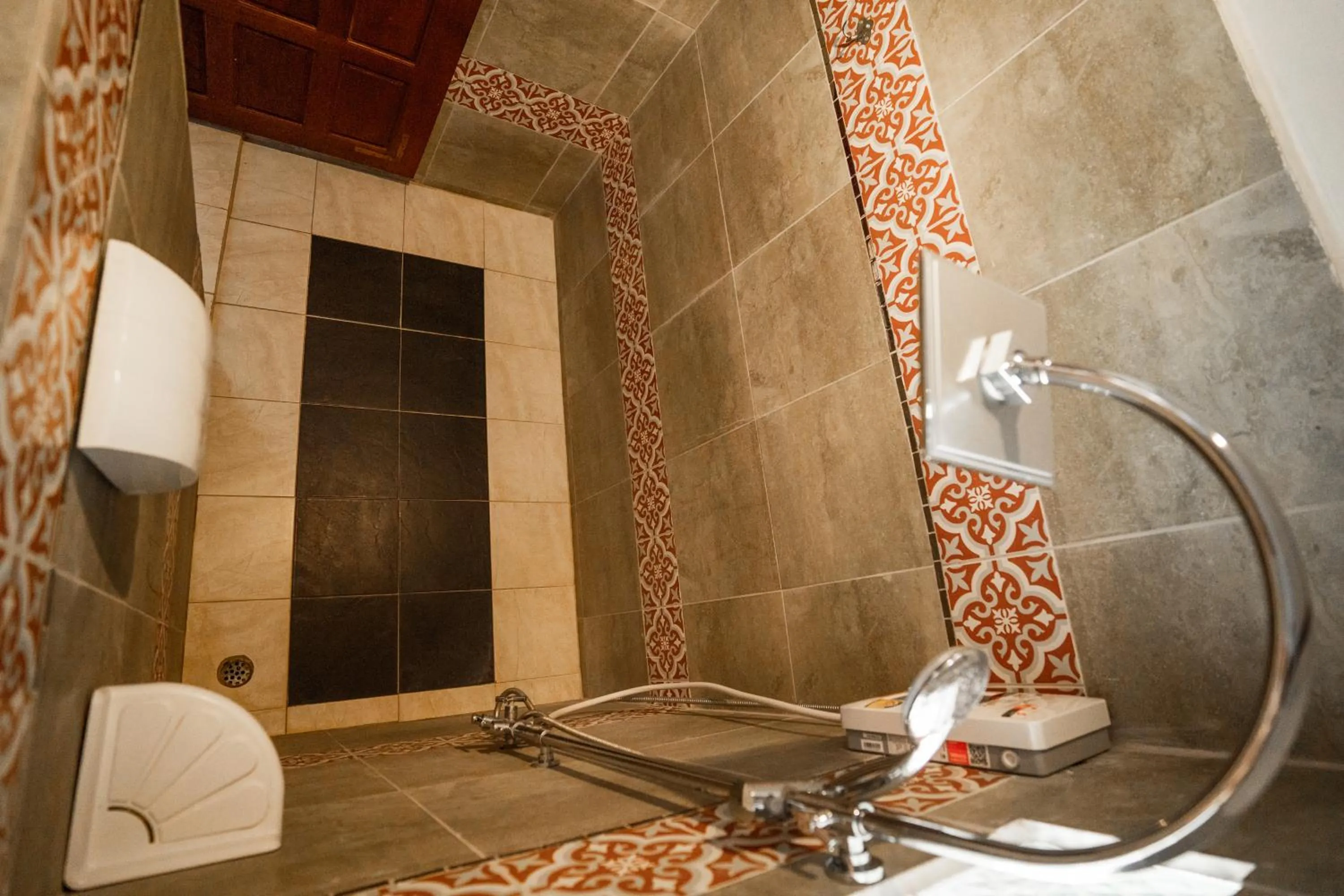 Shower in Nakorn River View