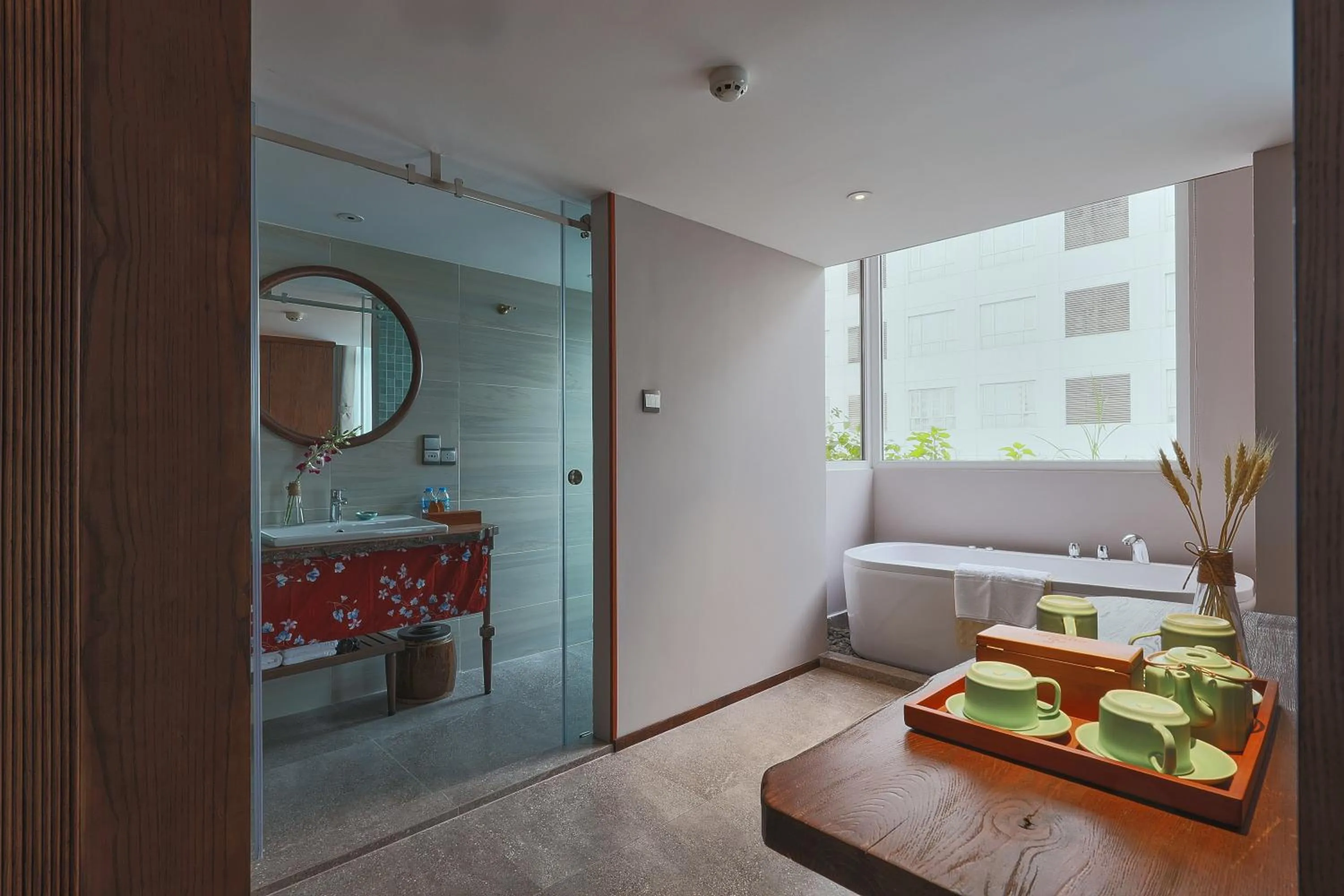 Shower, Bed in CHERRY BOUTIQUE HOTEL