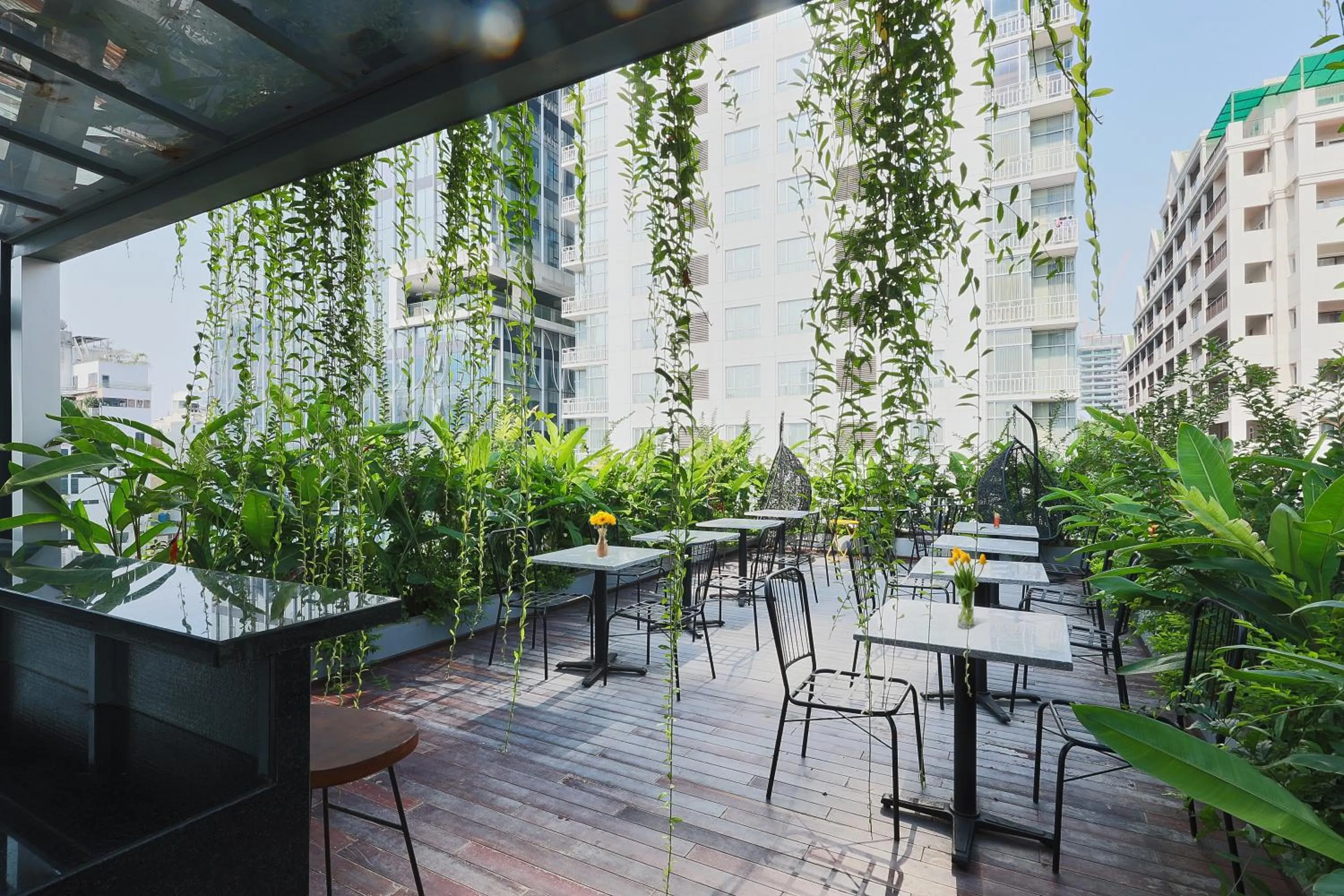 Lounge or bar in CHERRY BOUTIQUE HOTEL