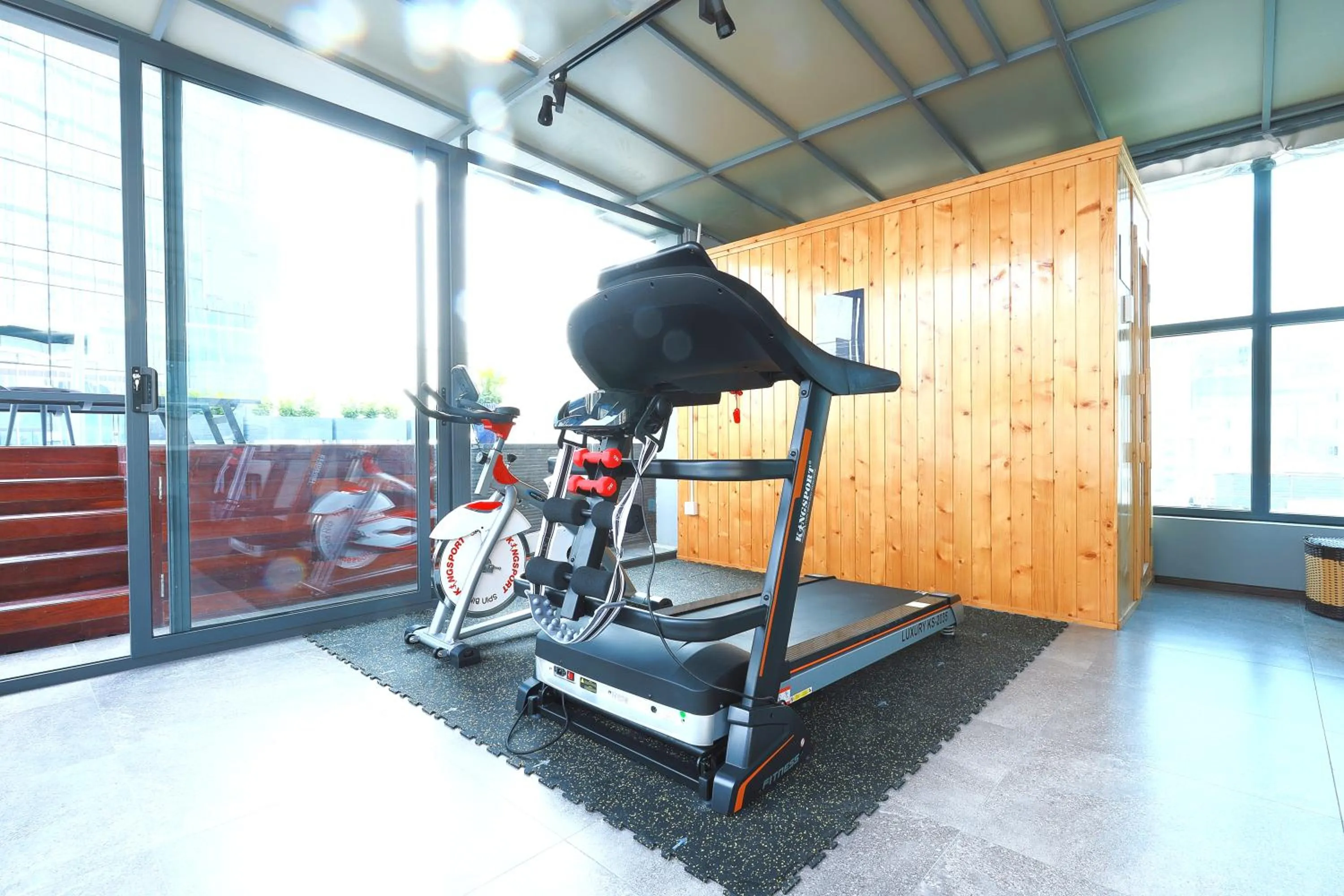 Area and facilities in CHERRY BOUTIQUE HOTEL