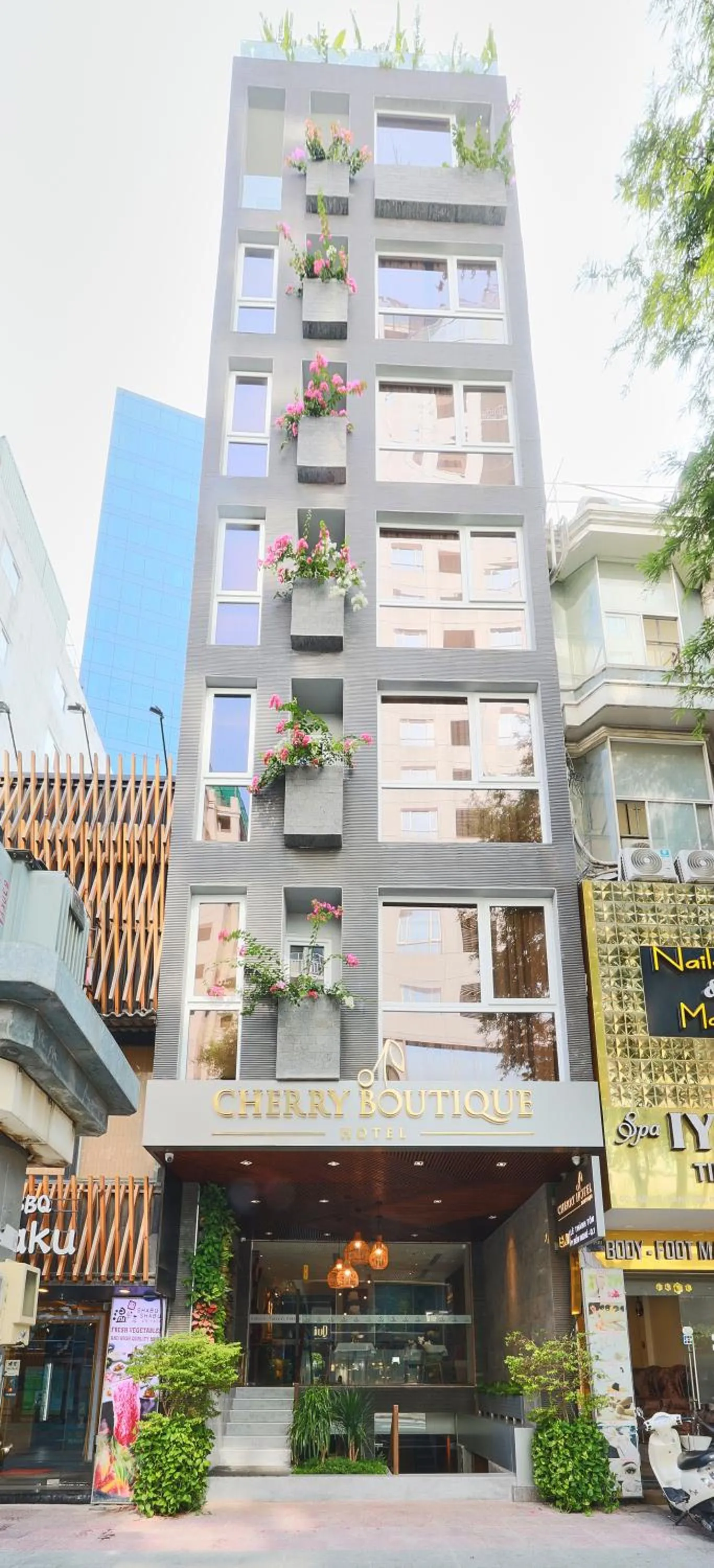 Property building in CHERRY BOUTIQUE HOTEL