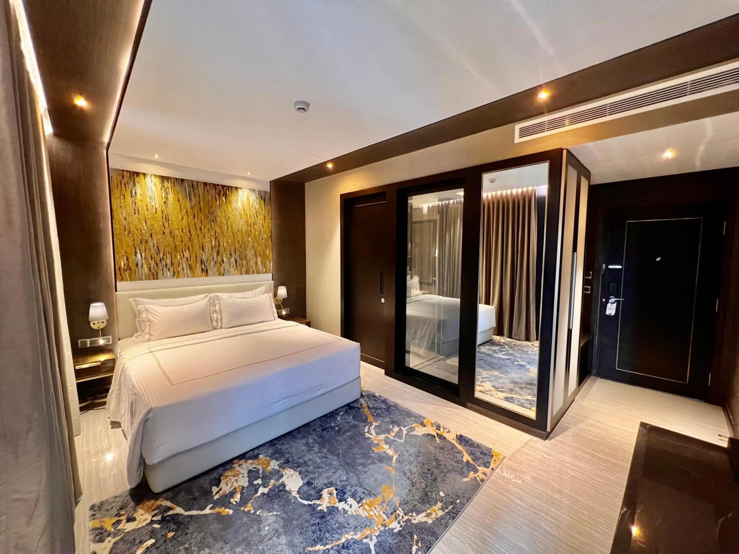 Bed in Zest Metropole