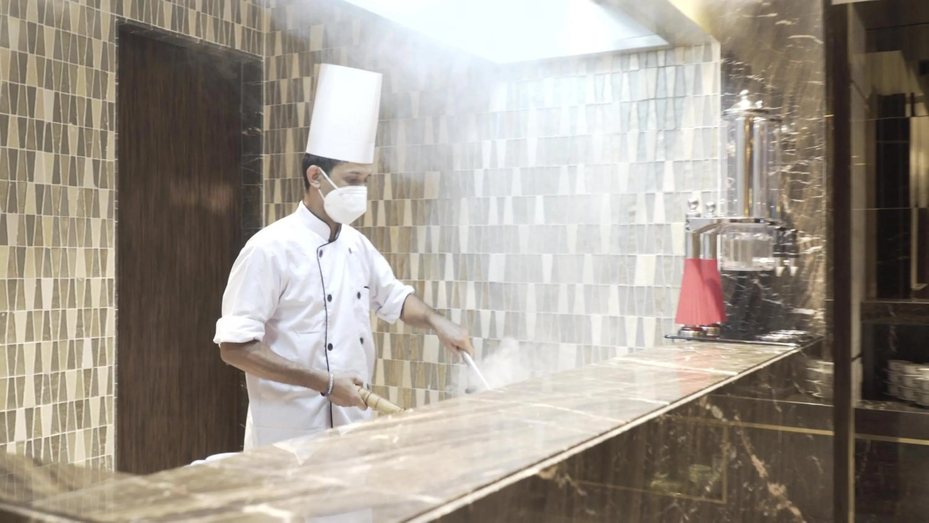 Staff in Zest Metropole