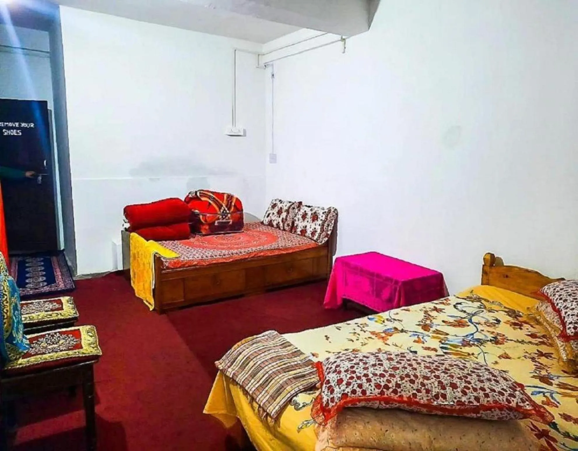 Bed in Mountain View Home Stay by StayApart