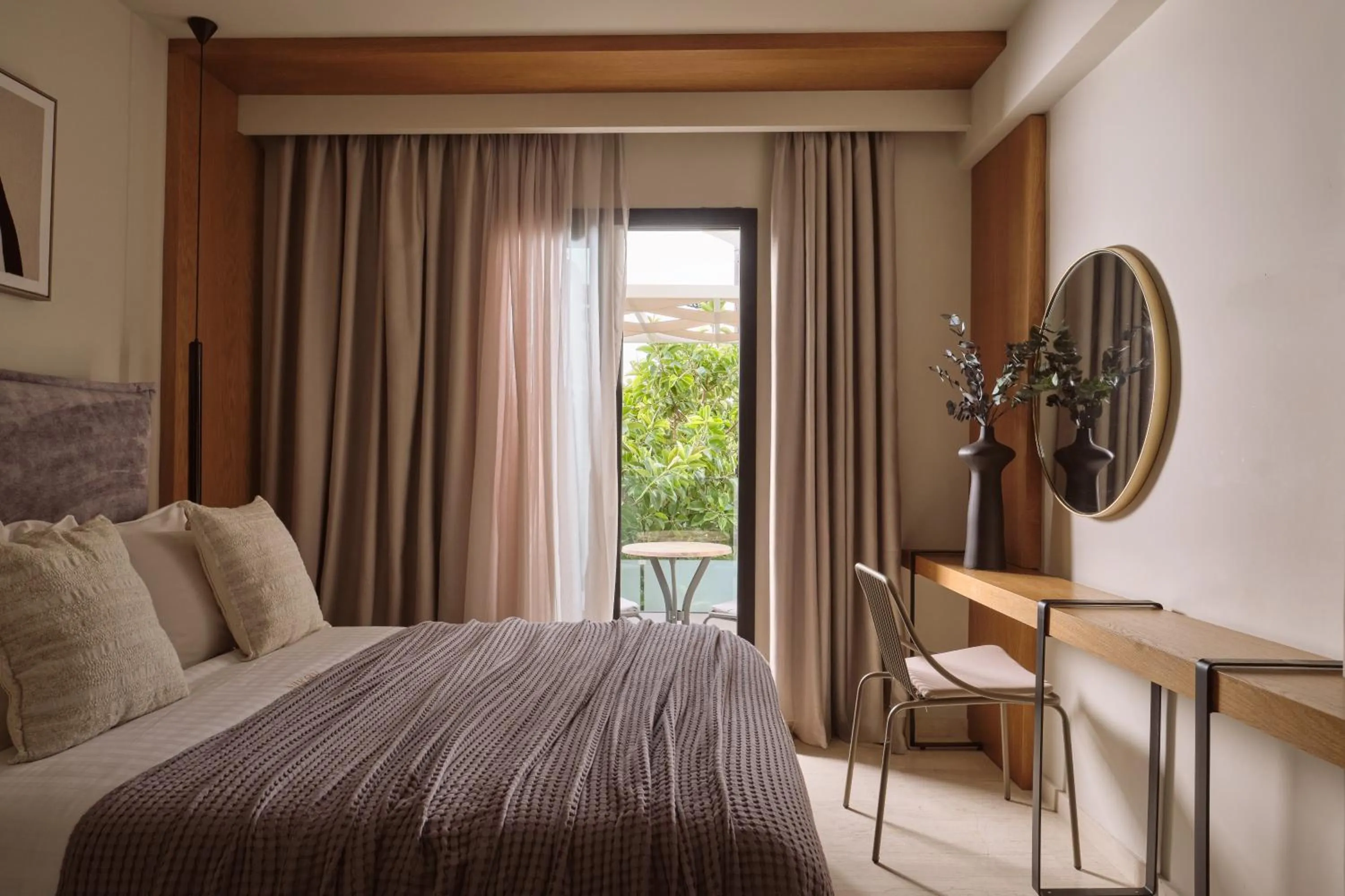 Bedroom, Bed in Nikon Boutique Hotel