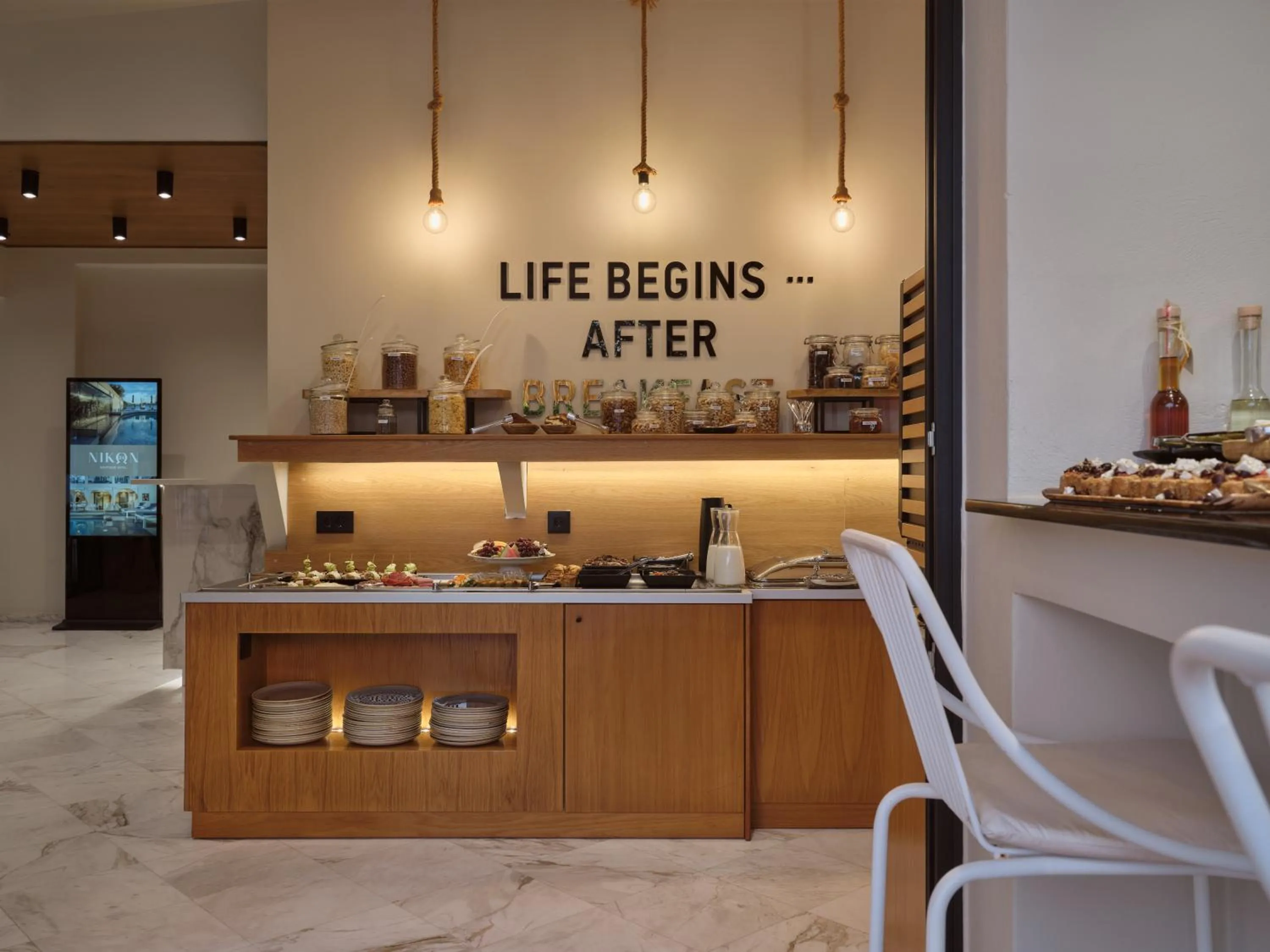 Breakfast in Nikon Boutique Hotel