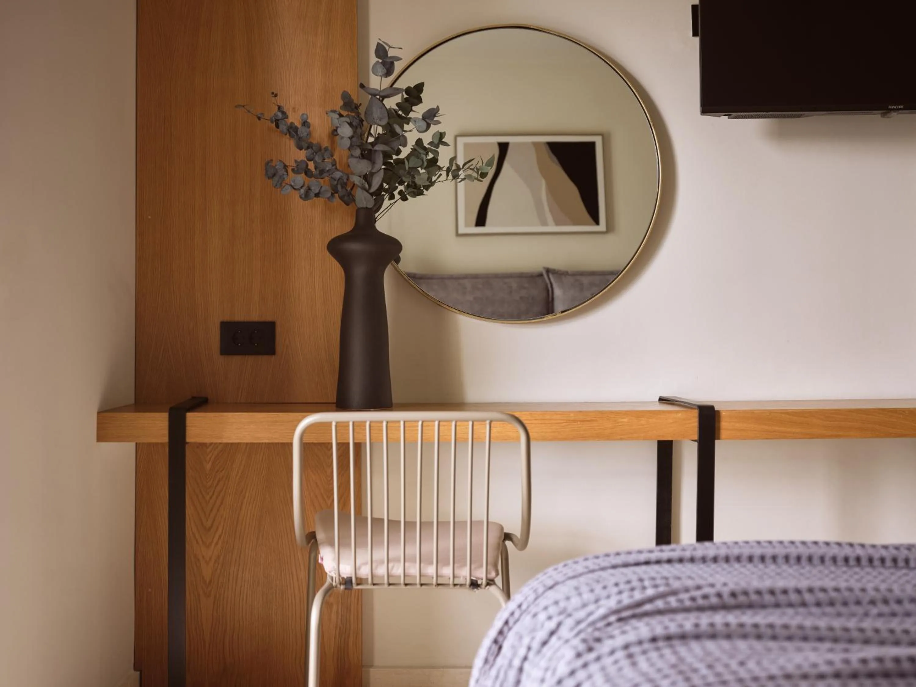 Bedroom, Bed in Nikon Boutique Hotel