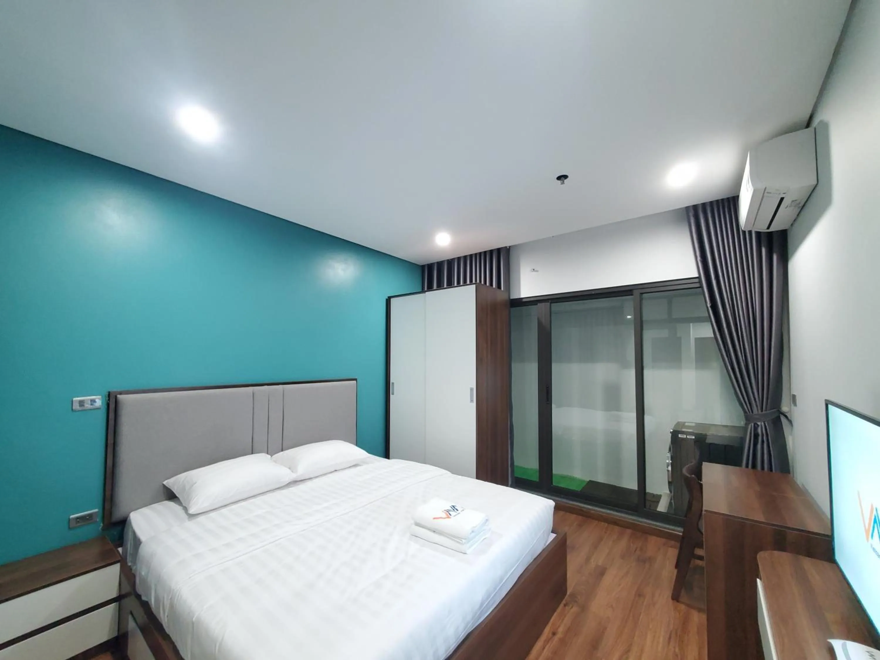 Bedroom, Bed in VNAHOMES APARTHOTEL