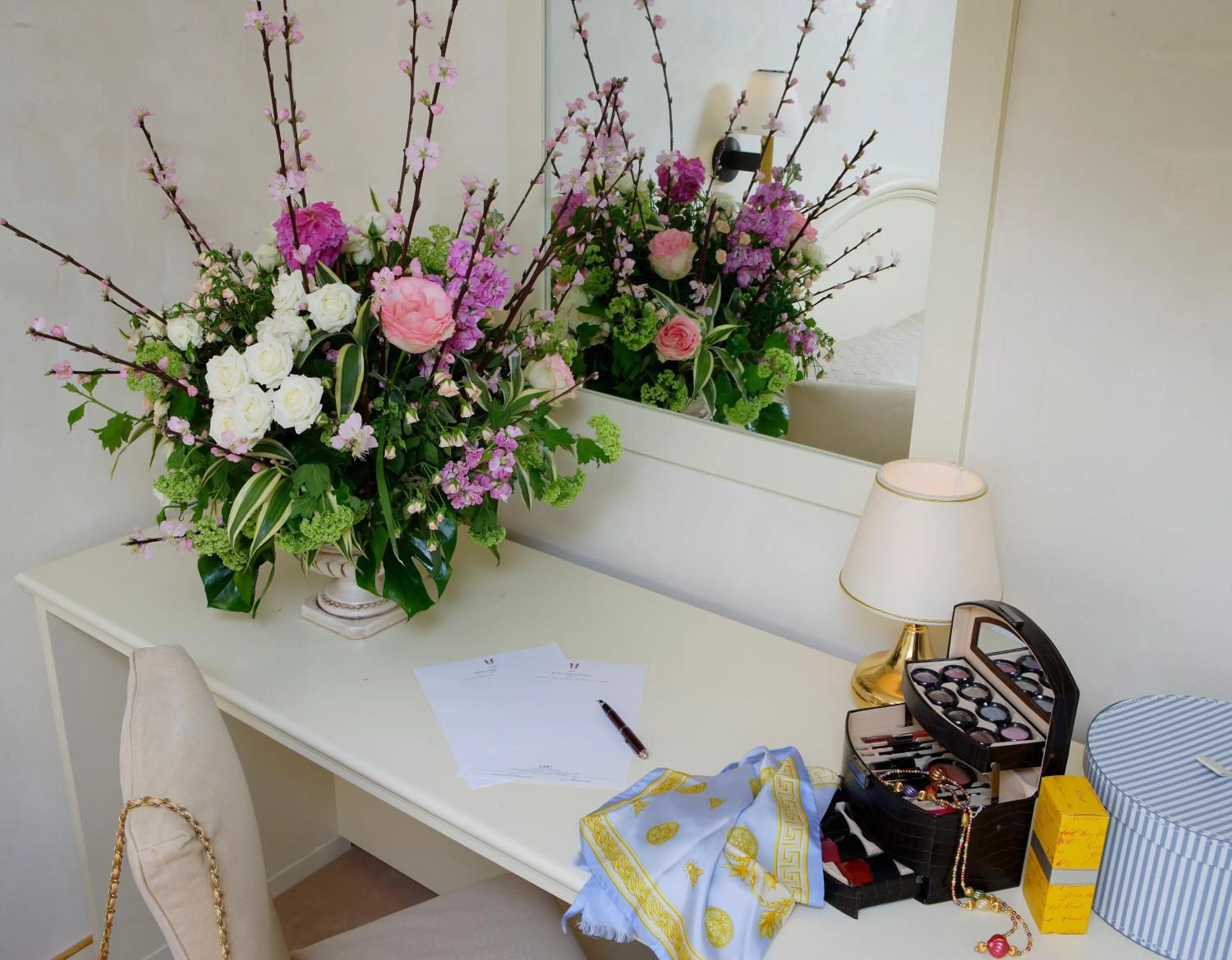 Decorative detail in Hotel Carlton Capri