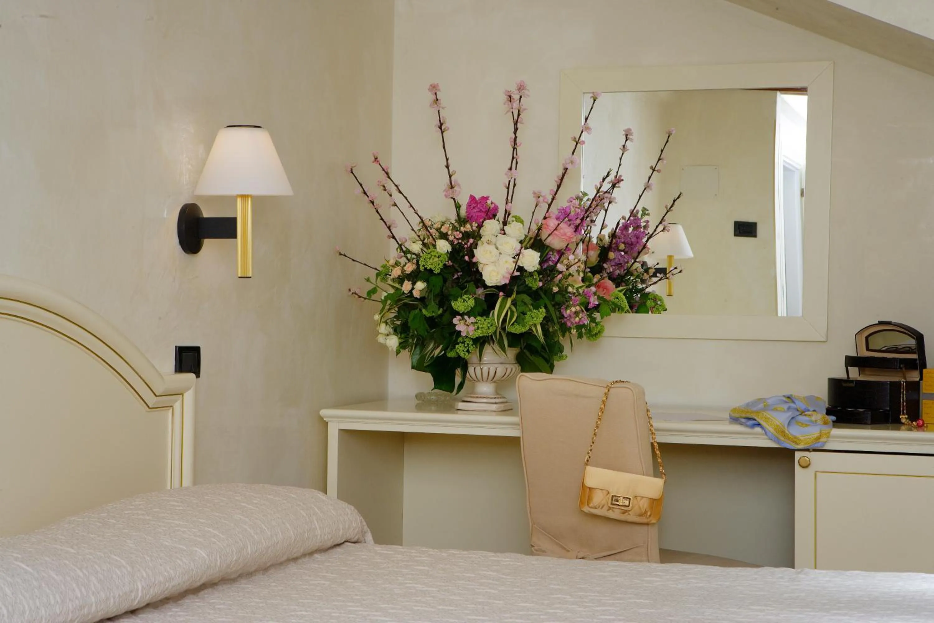 Bed in Hotel Carlton Capri