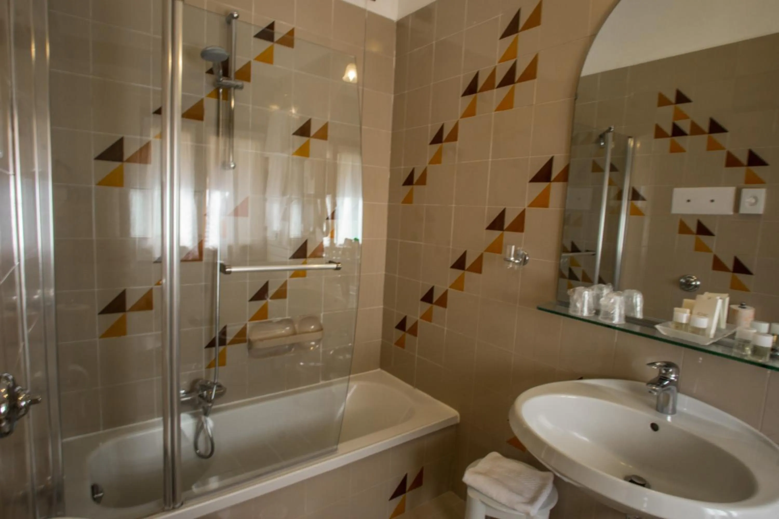 Toilet in Hotel Carlton On The Grand Canal