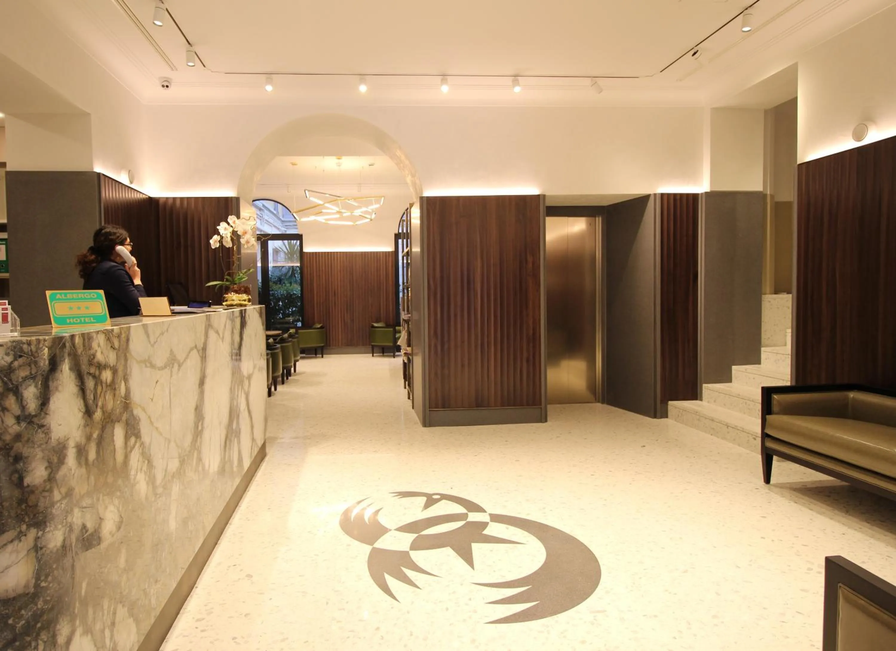 Communal lounge/ TV room in Hotel Fenice