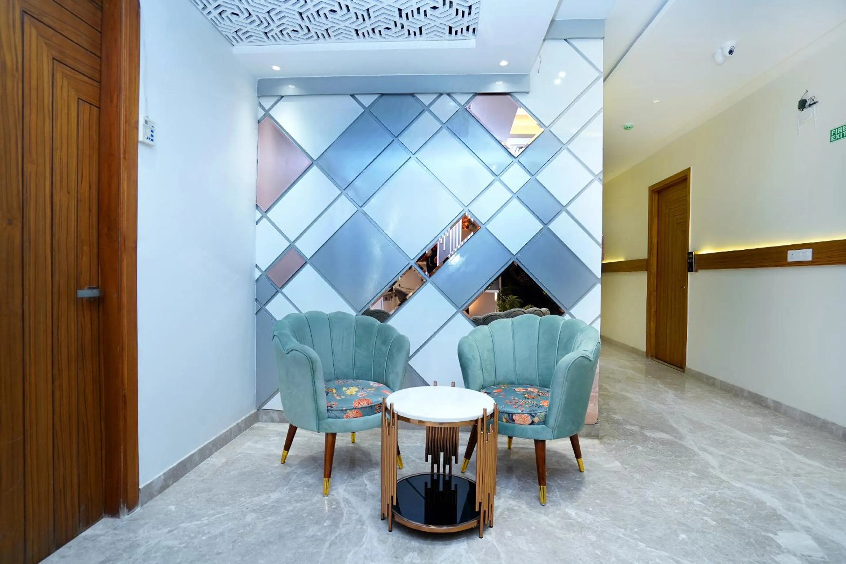 Lobby or reception in Hotel Aura Grand By Levelup Hotels