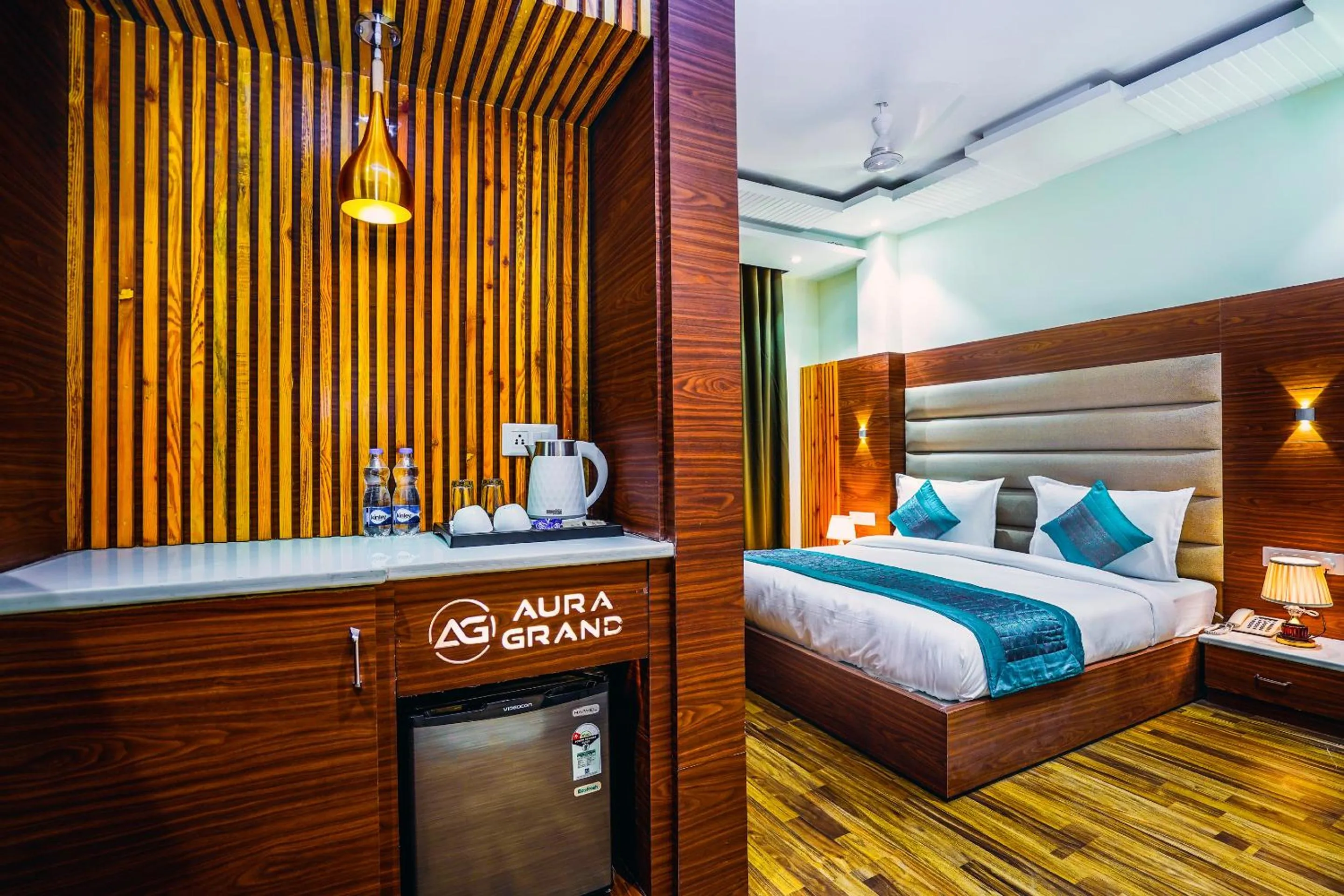 Coffee/tea facilities, Bed in Hotel Aura Grand By Levelup Hotels
