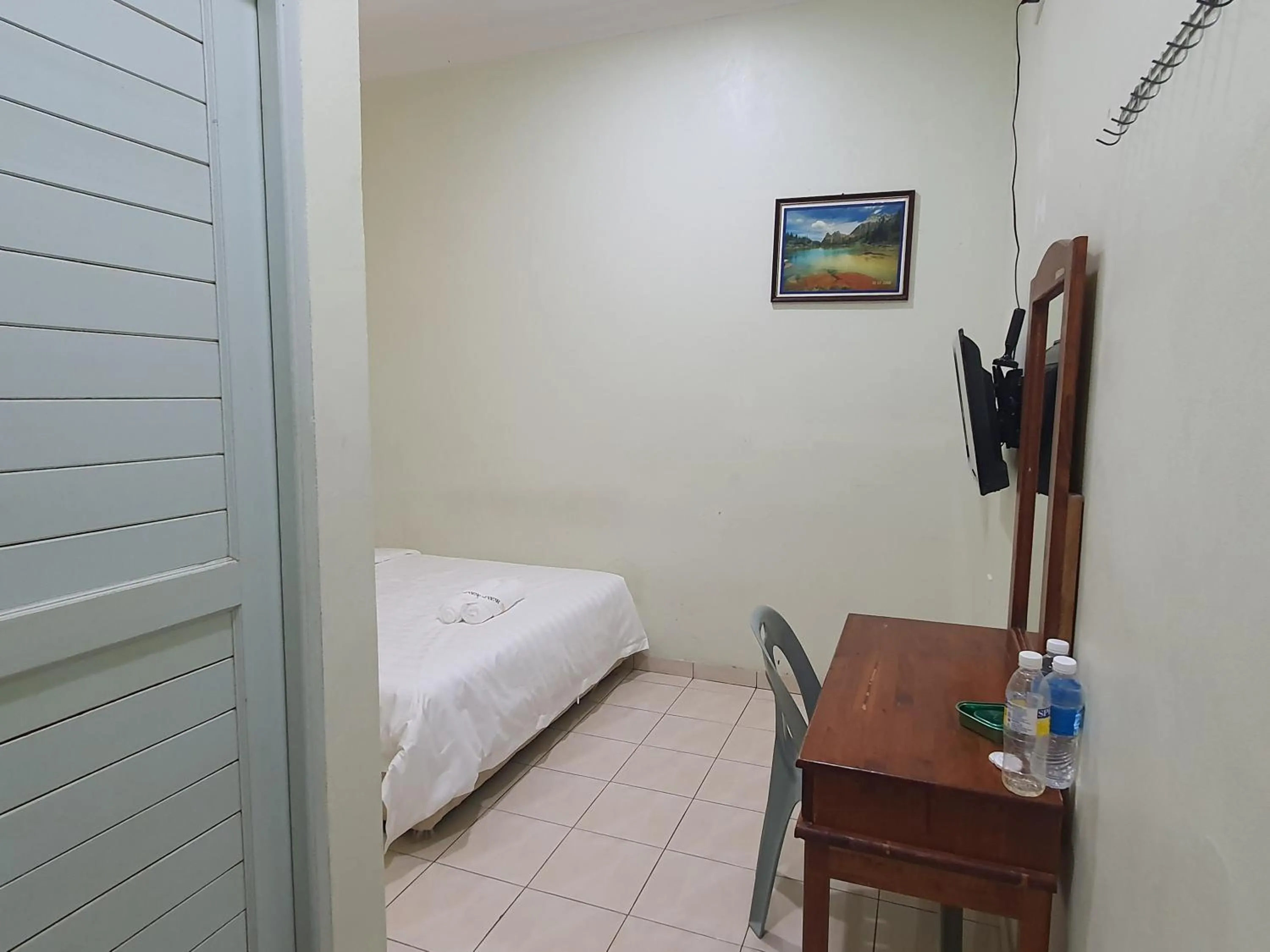 Bedroom, Bed in Hotel O Good View Inn