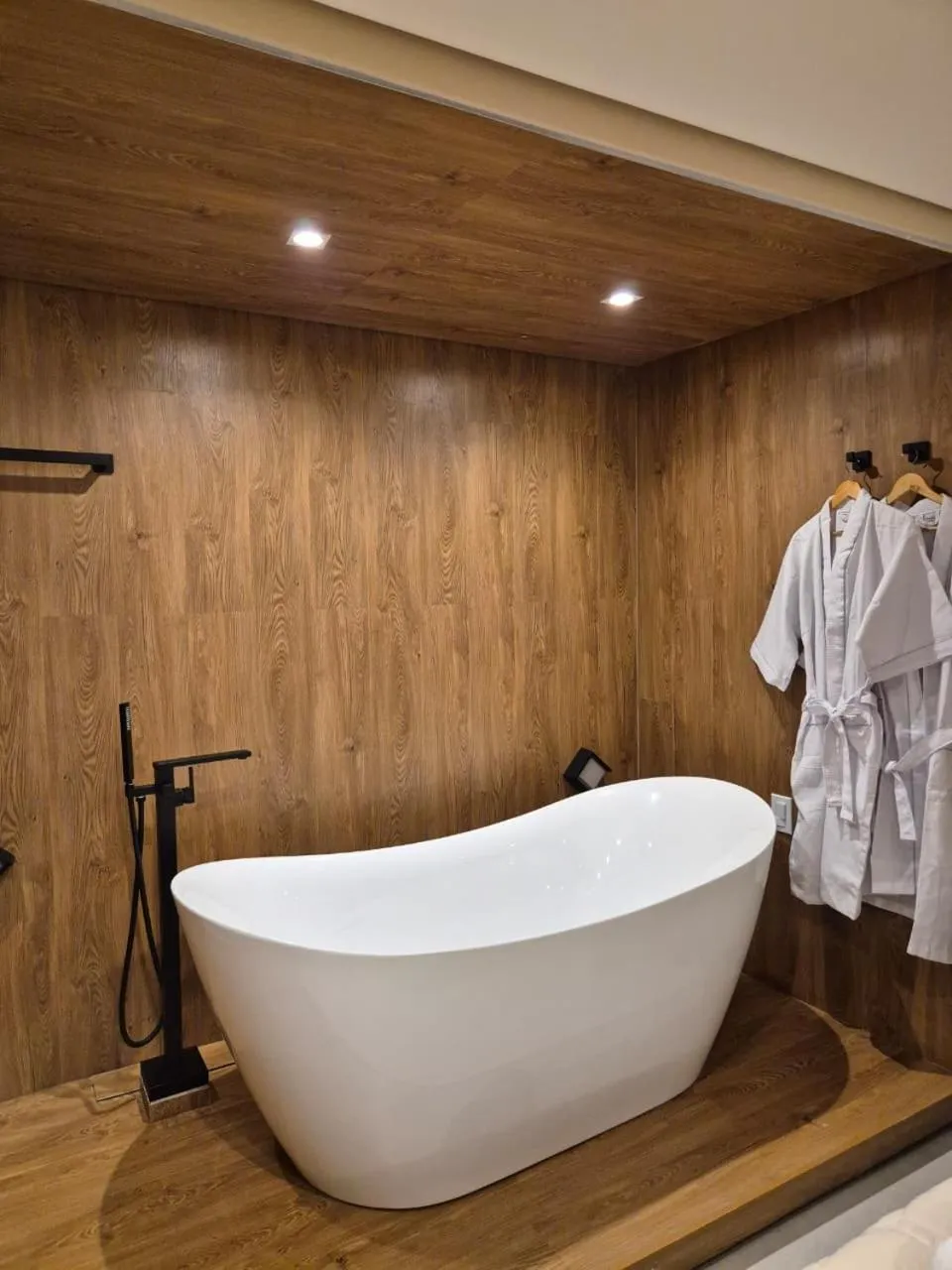 Bath in Terra Bella Pousada