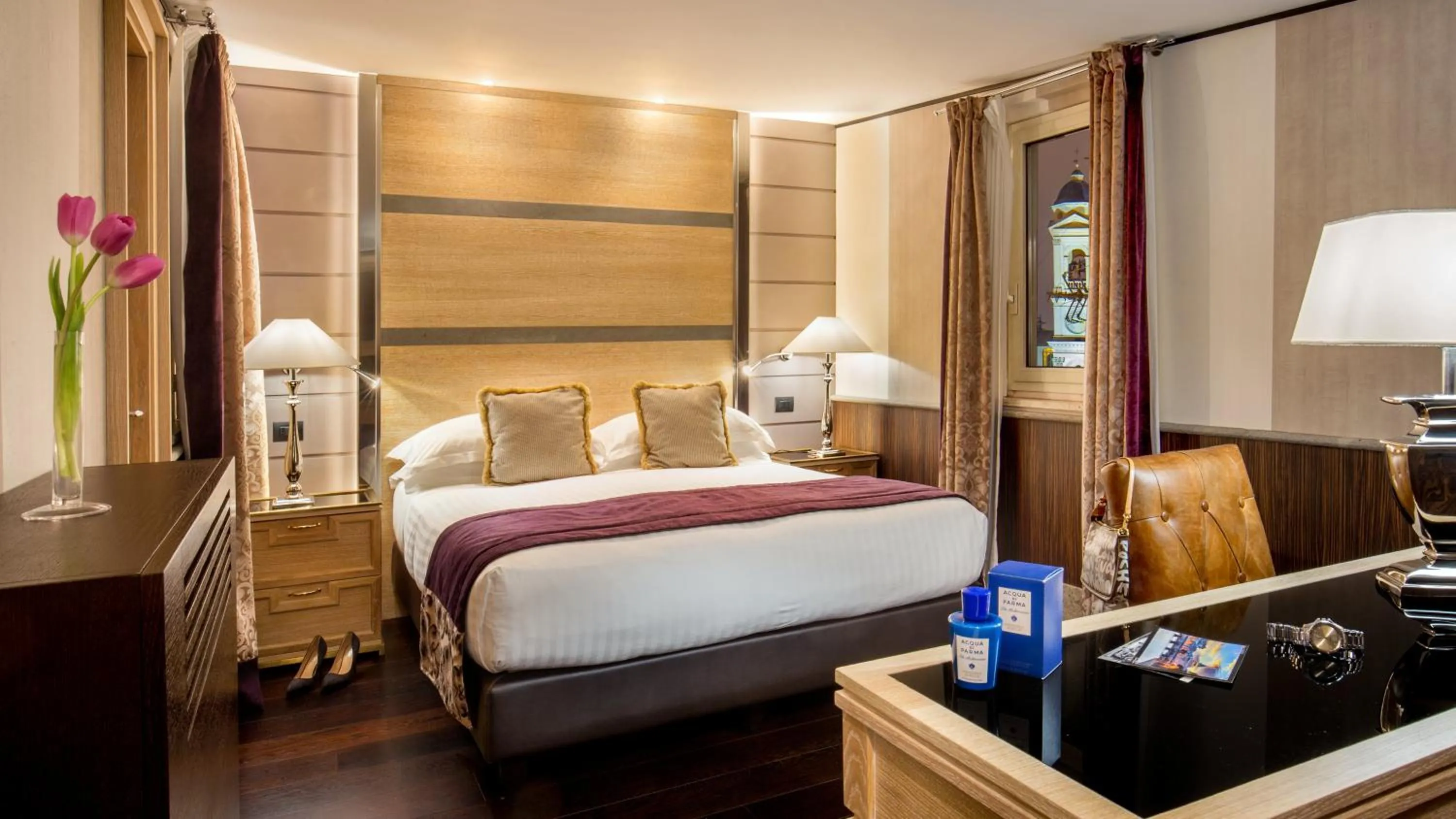 Bed in The Inn at the Spanish Steps Luxury Collection - The Inn at the Spanish Steps