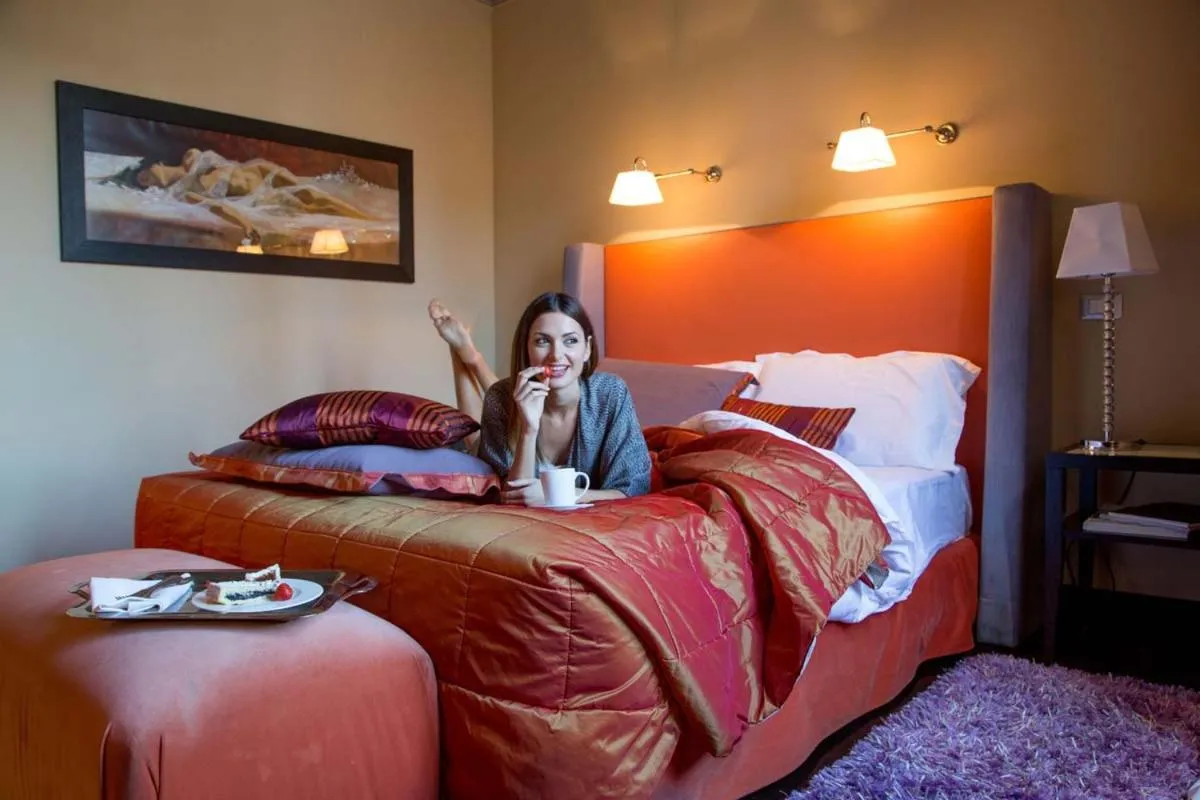 Bed in The Inn at the Spanish Steps Luxury Collection - The Inn at the Spanish Steps