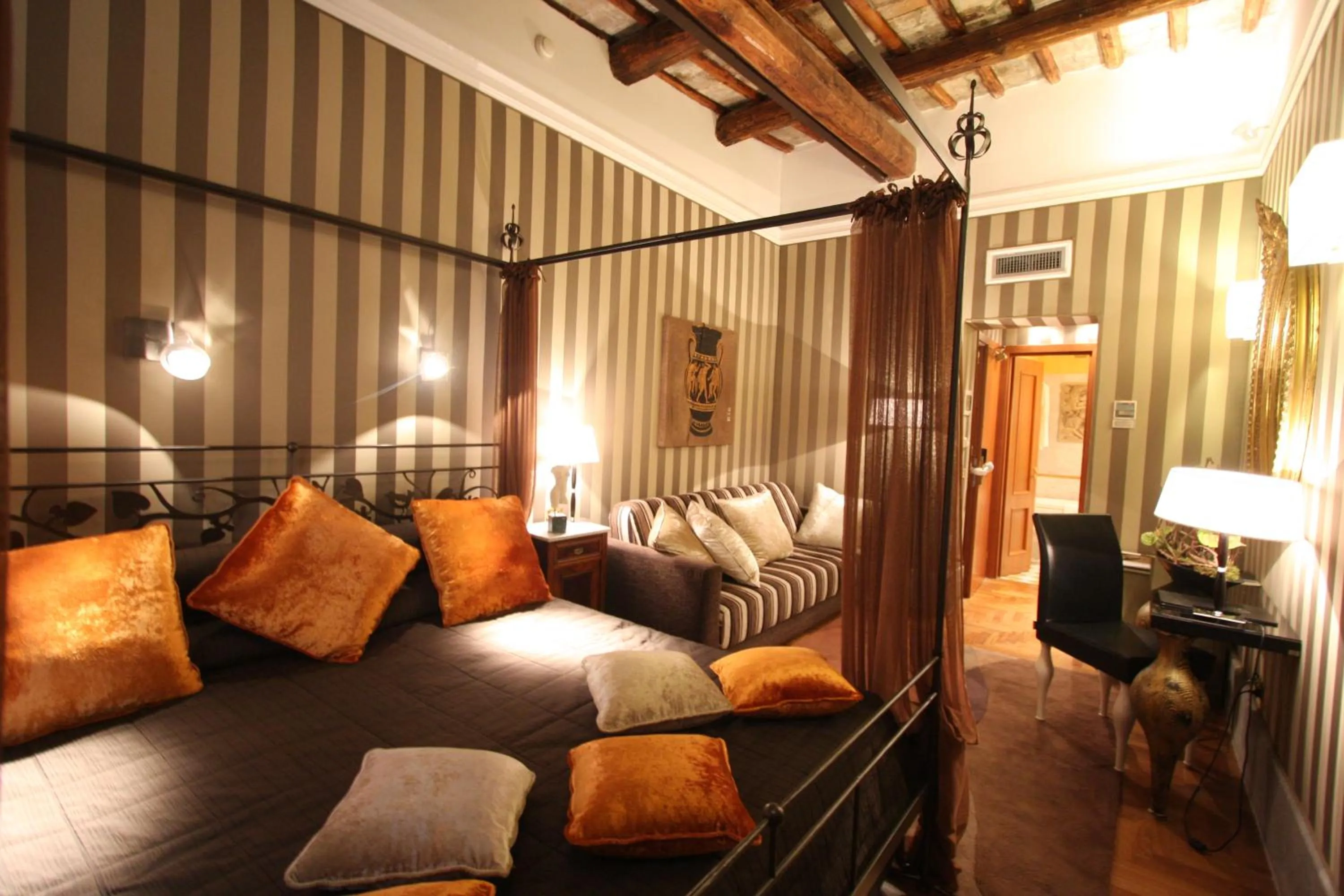 The Inn at the Spanish Steps Luxury Collection - The Inn at the Spanish Steps