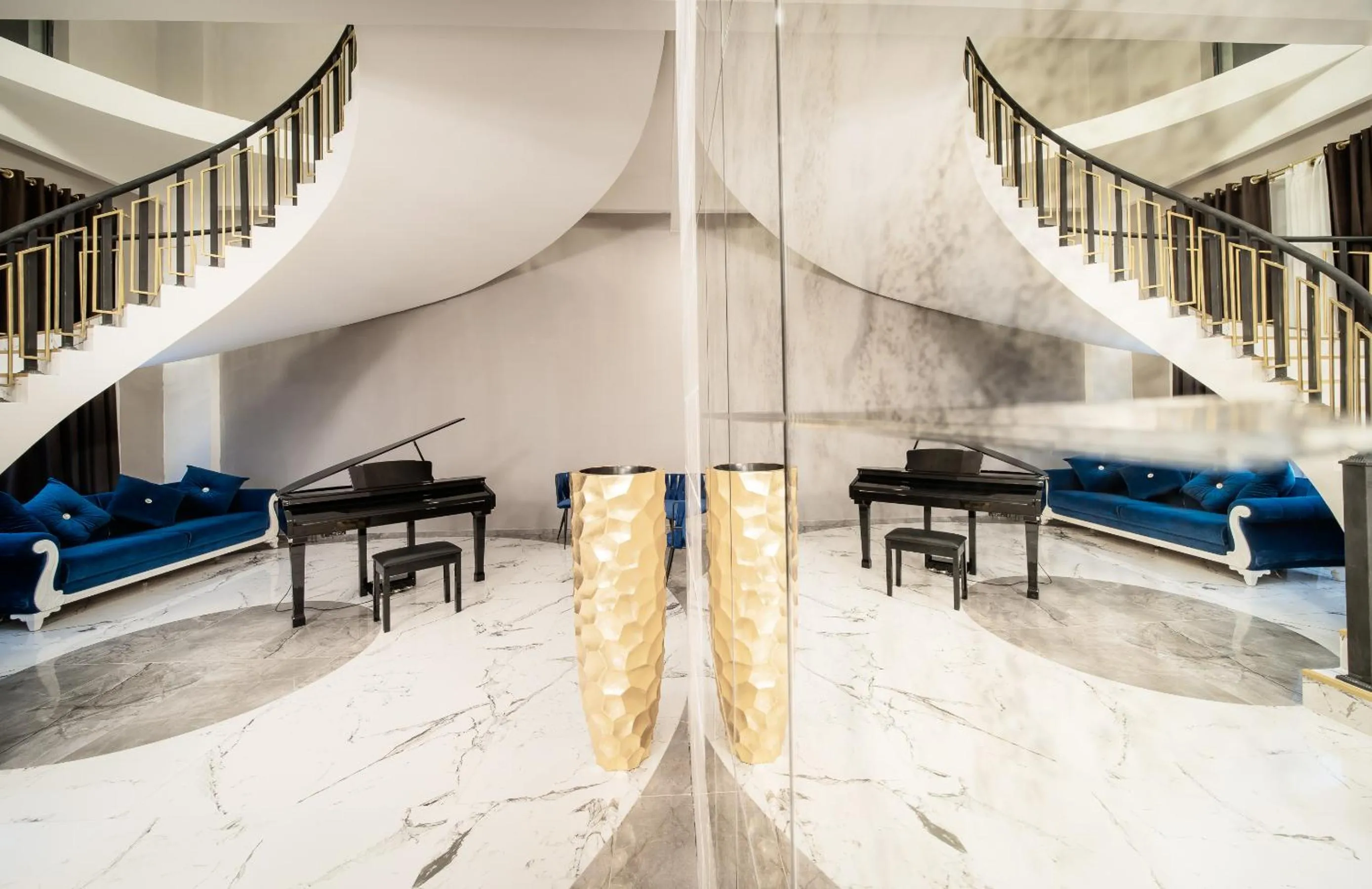 Lobby or reception in Hotel Residence Plaza