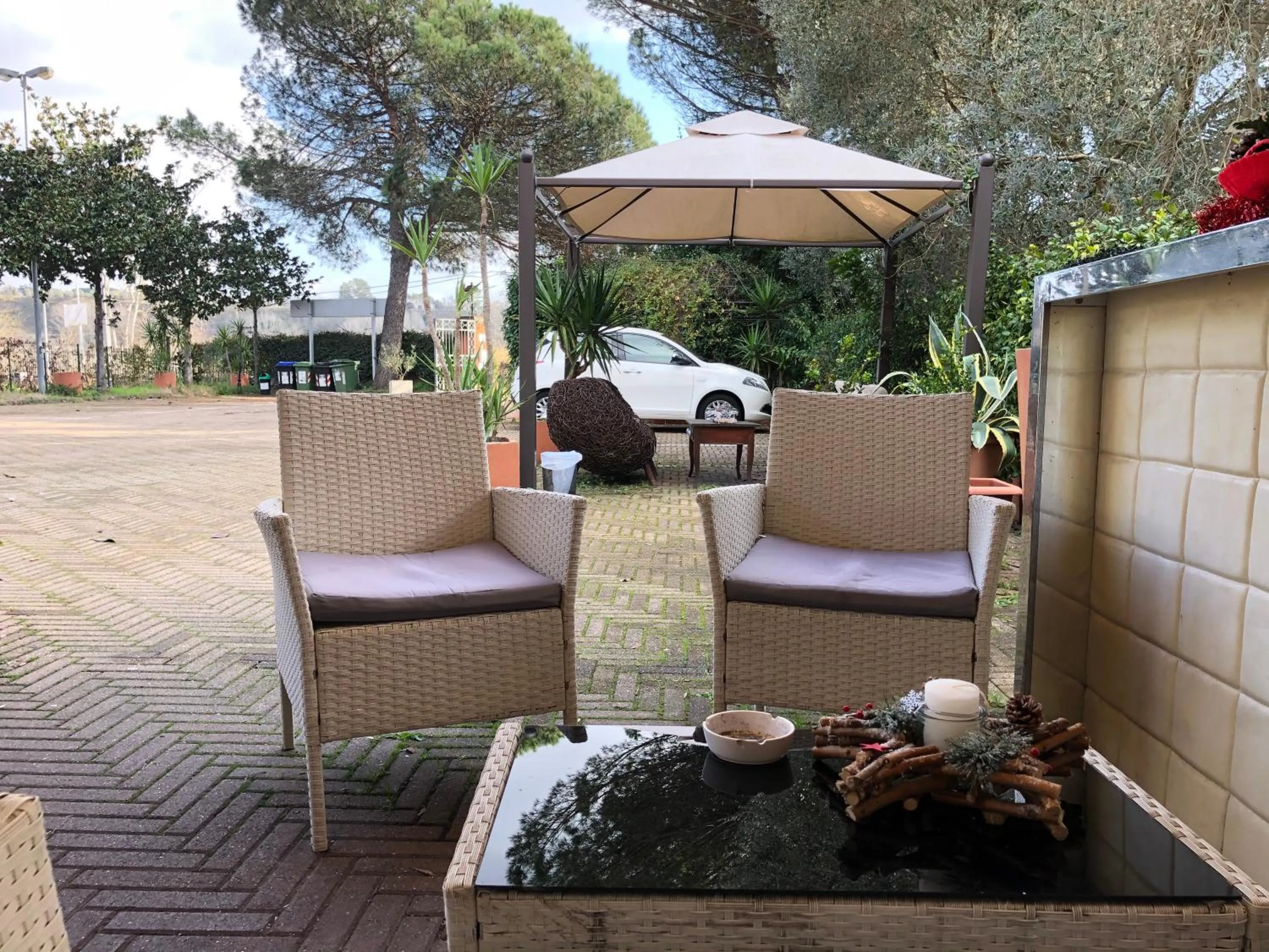 Facade/entrance in Hotel Casale dei Massimi