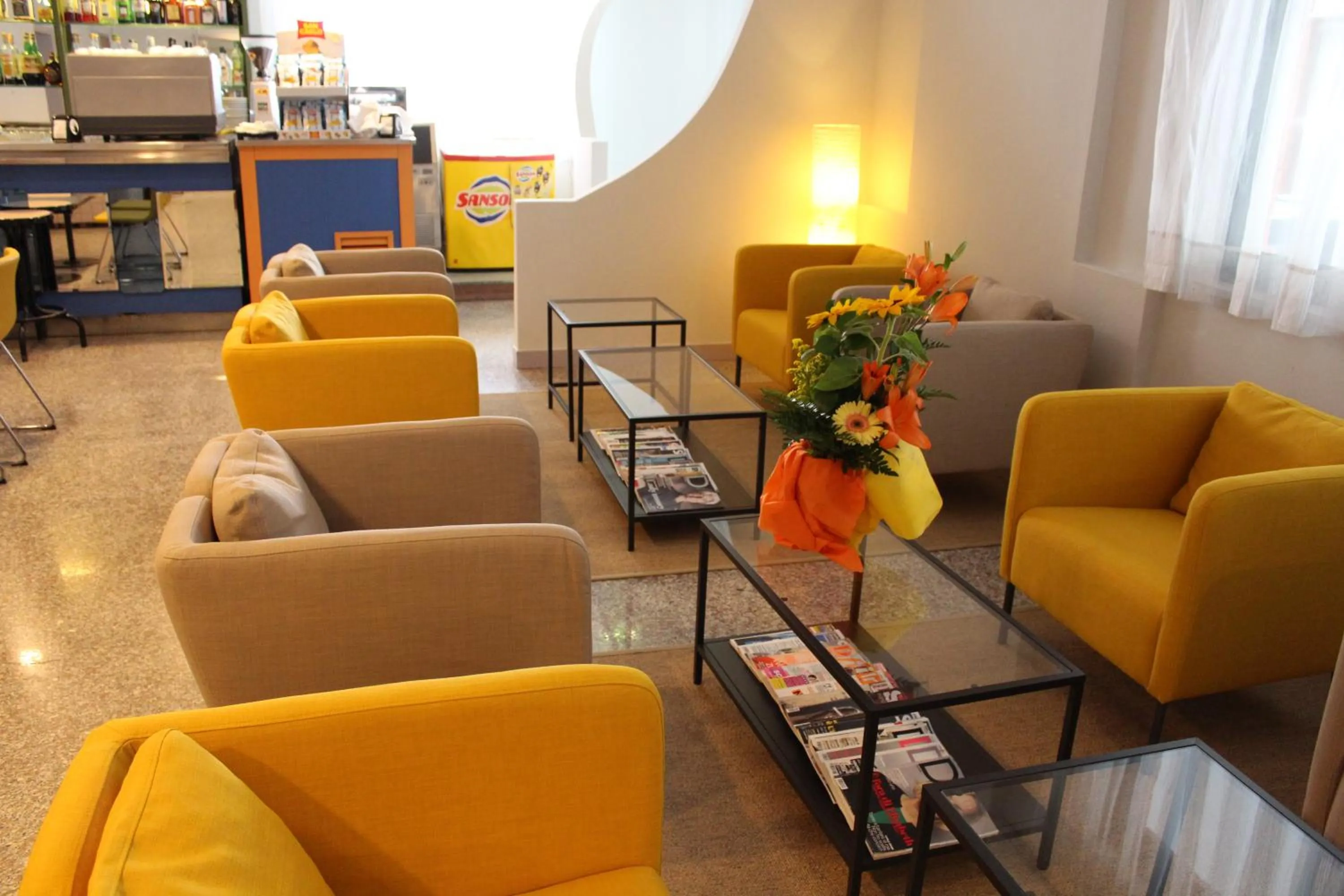 Lounge or bar in Hotel Apis