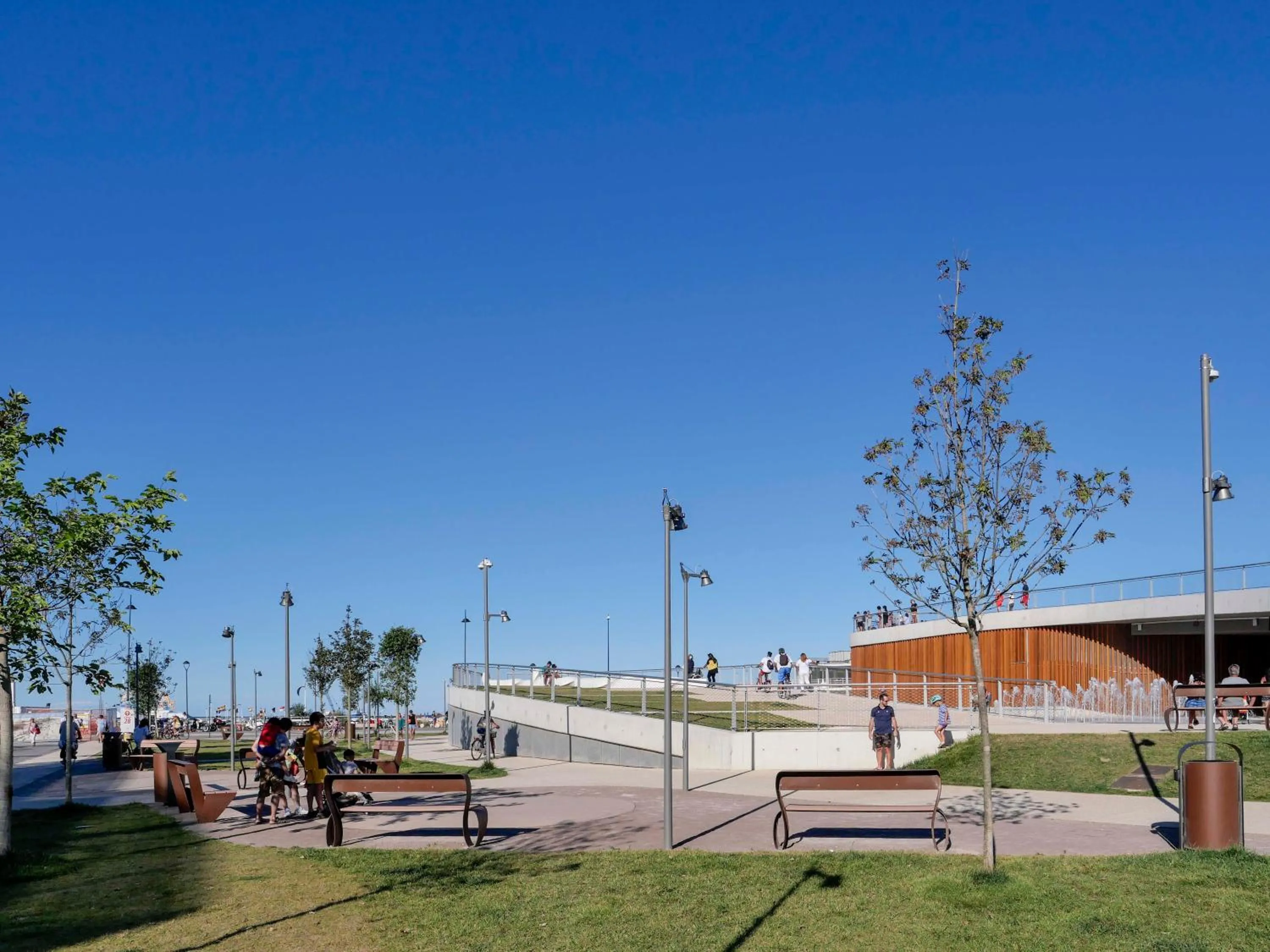 People in Hotel Kennedy