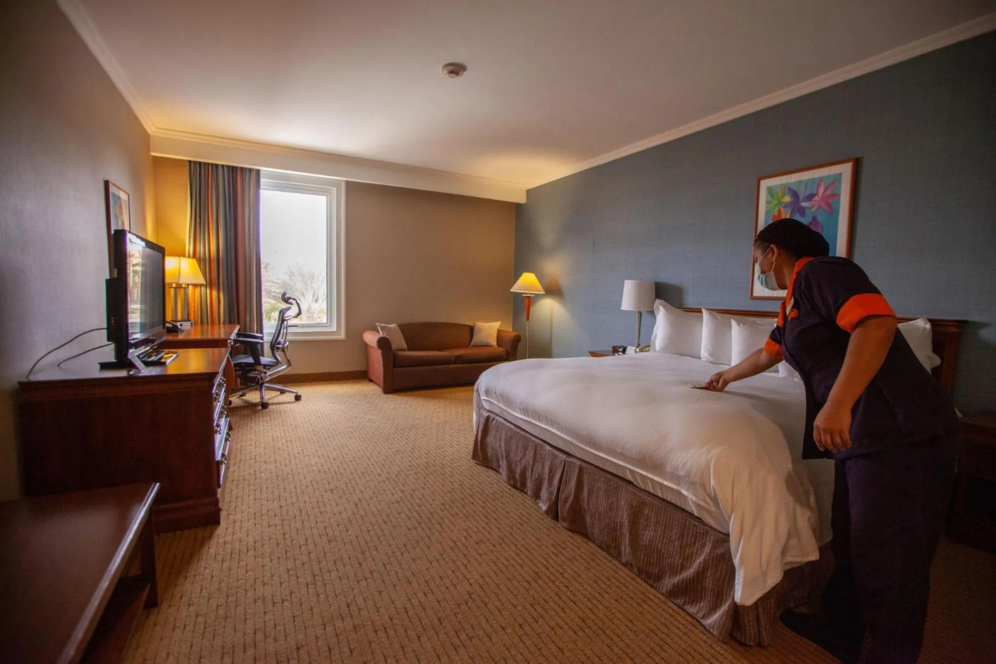 Photo of the whole room, Bed in Eurobuilding Express El Tigre