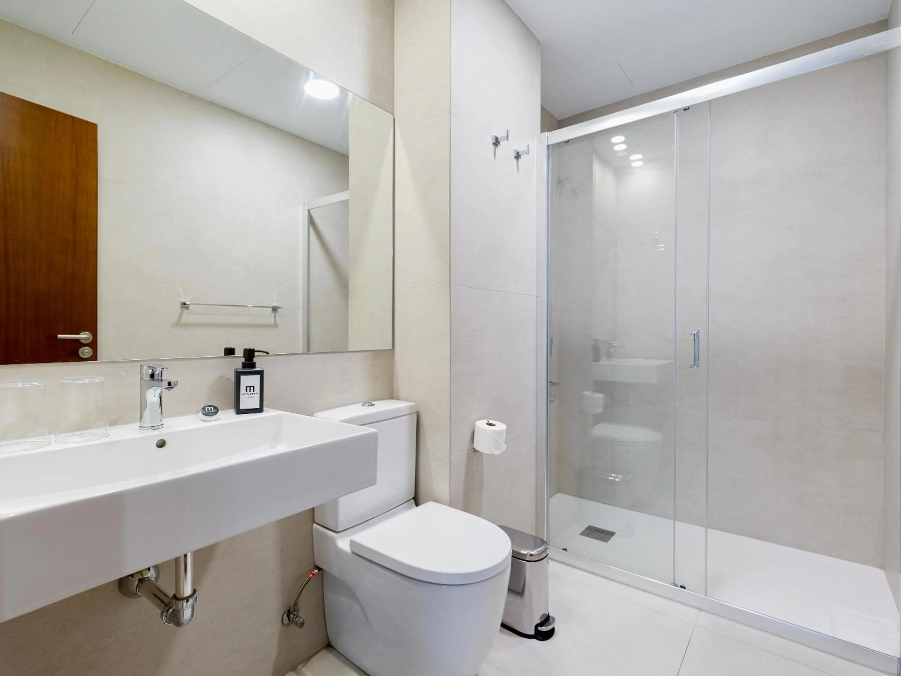 Bathroom in Hotel Emeté & Coworking by Airnest