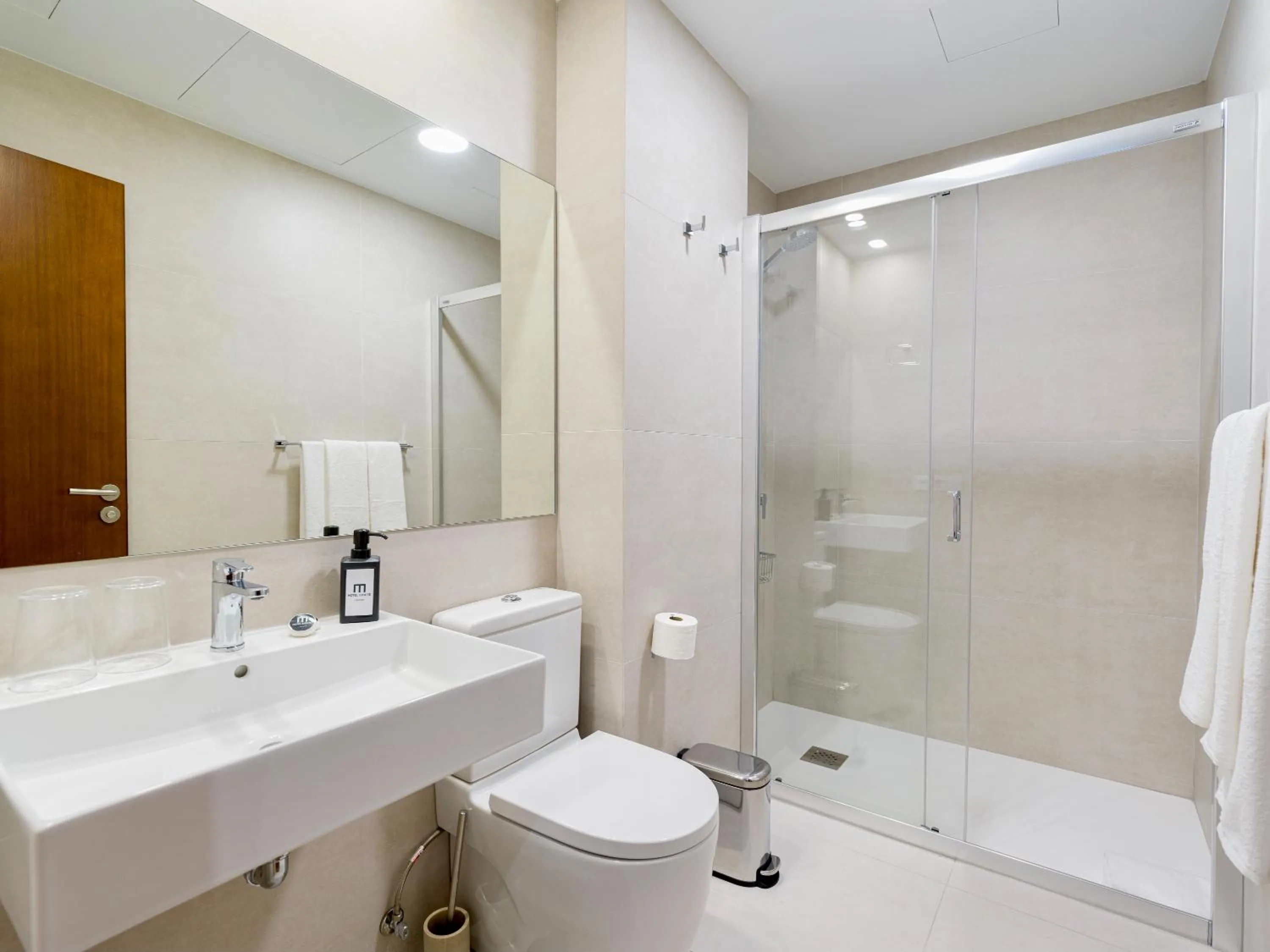 Bathroom in Hotel Emeté & Coworking by Airnest