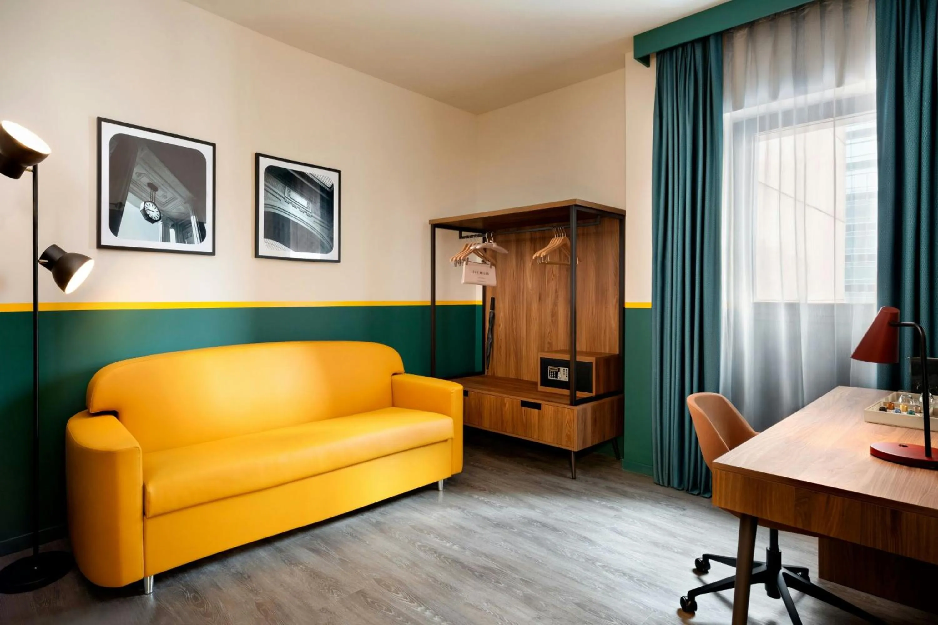 Living room in Duo Milan Porta Nuova, a Tribute Portfolio Hotel