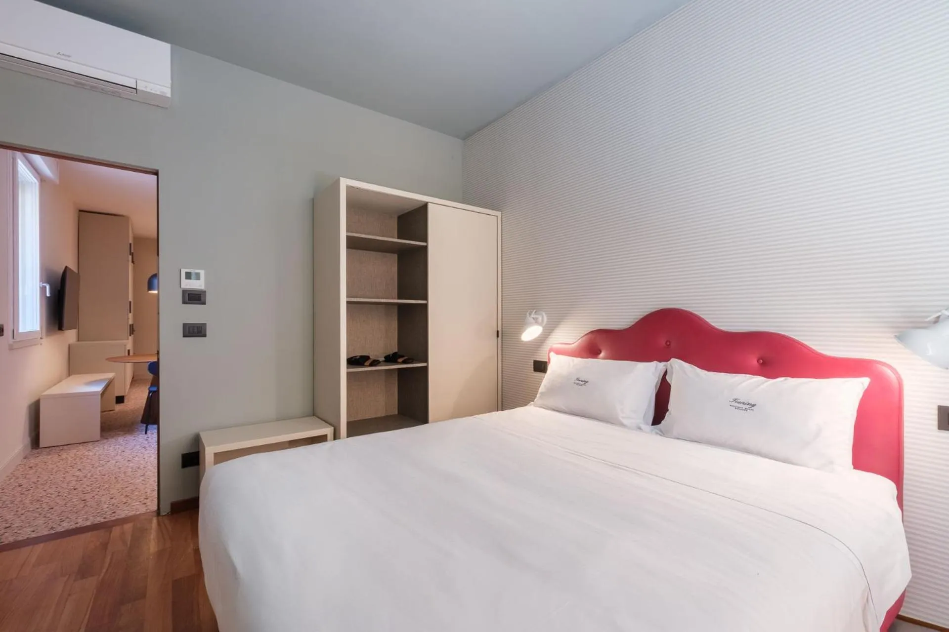 Bed in Hotel Touring